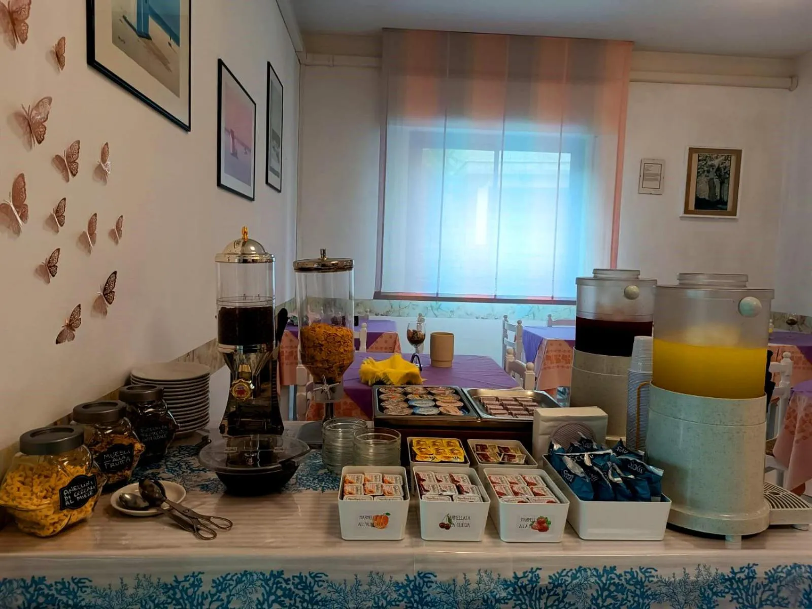 Restaurant/places to eat in Hotel Rosalba