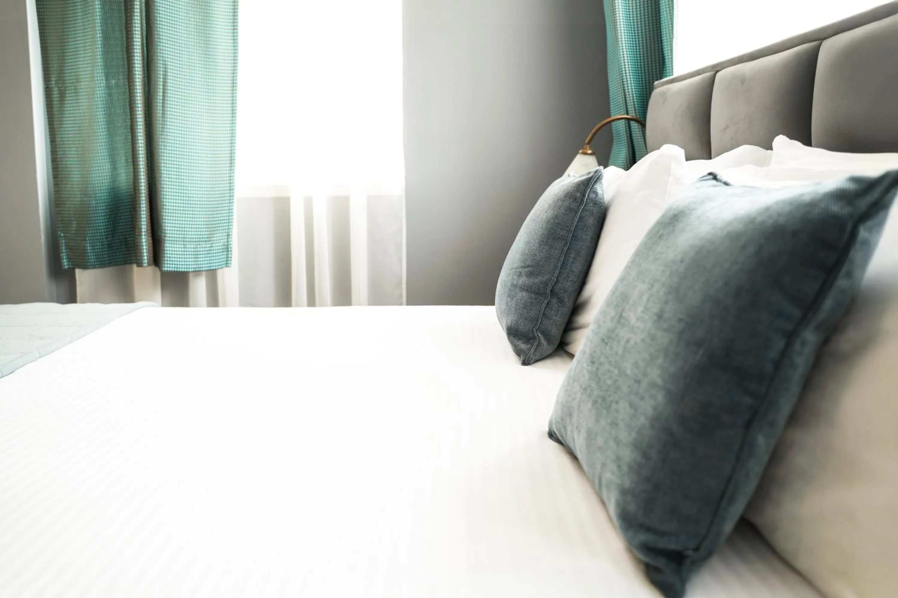 Bed in Hotel Dum by Muskat