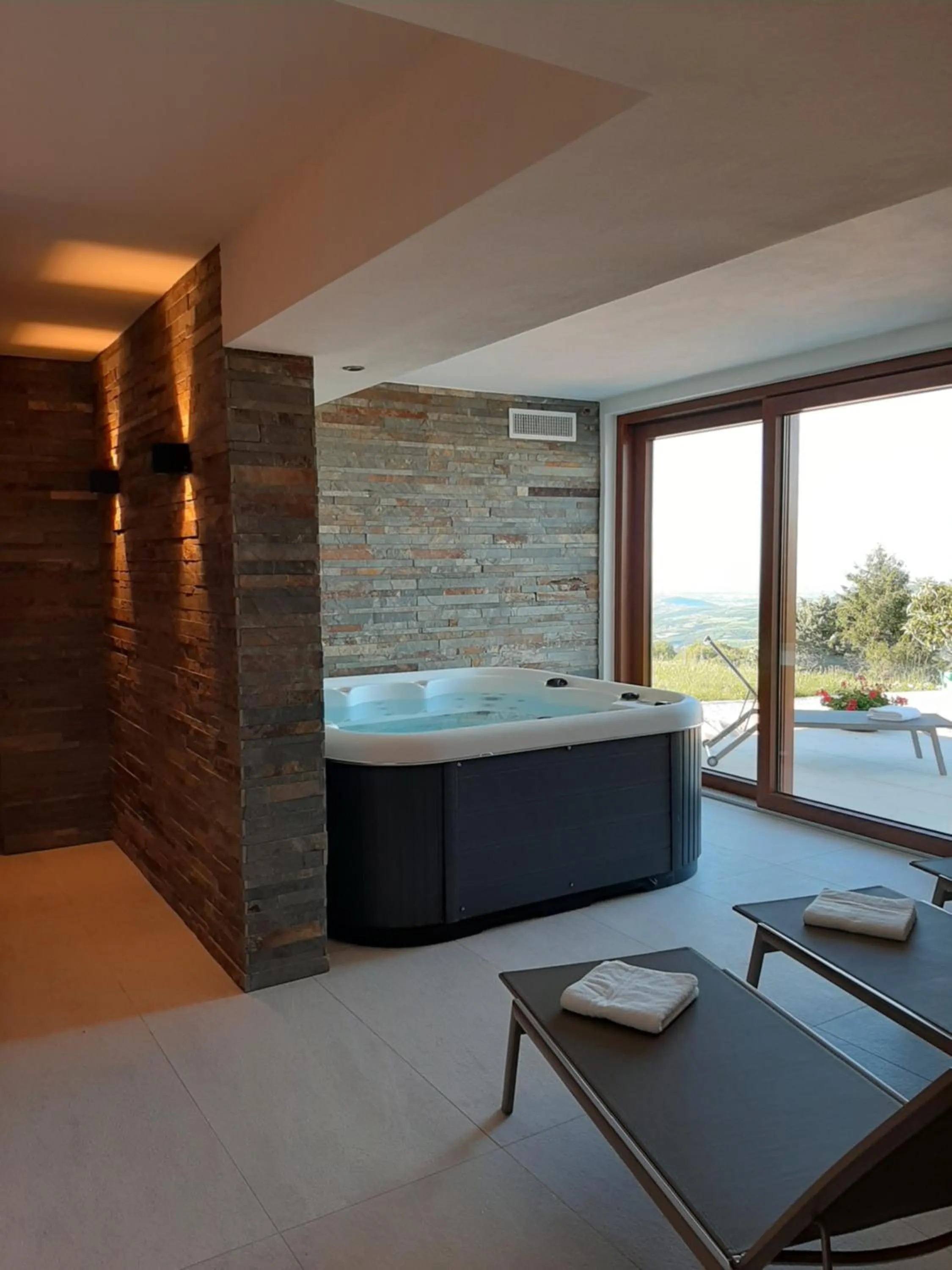 Hot Tub in La Quercia