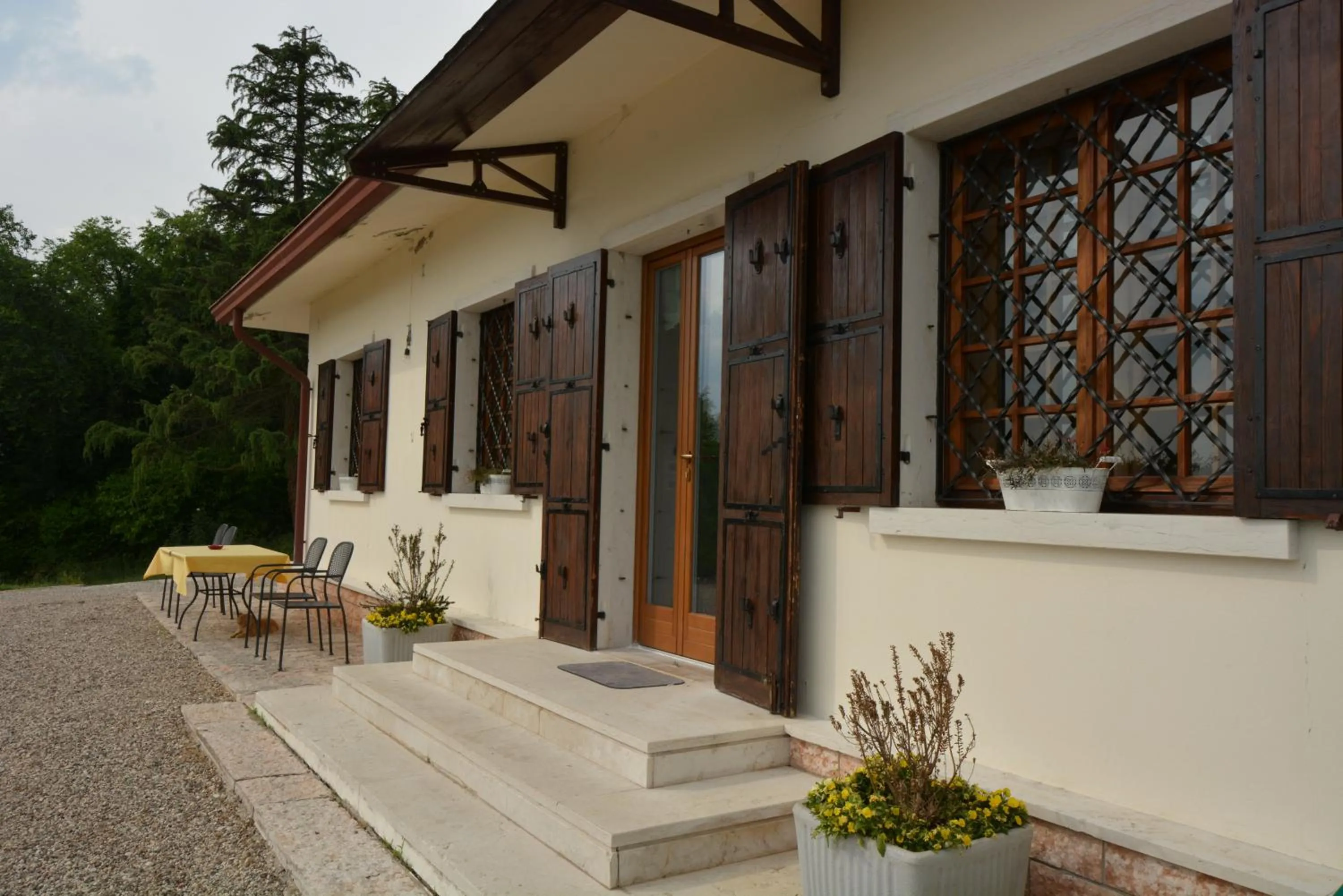 Facade/entrance in La Quercia