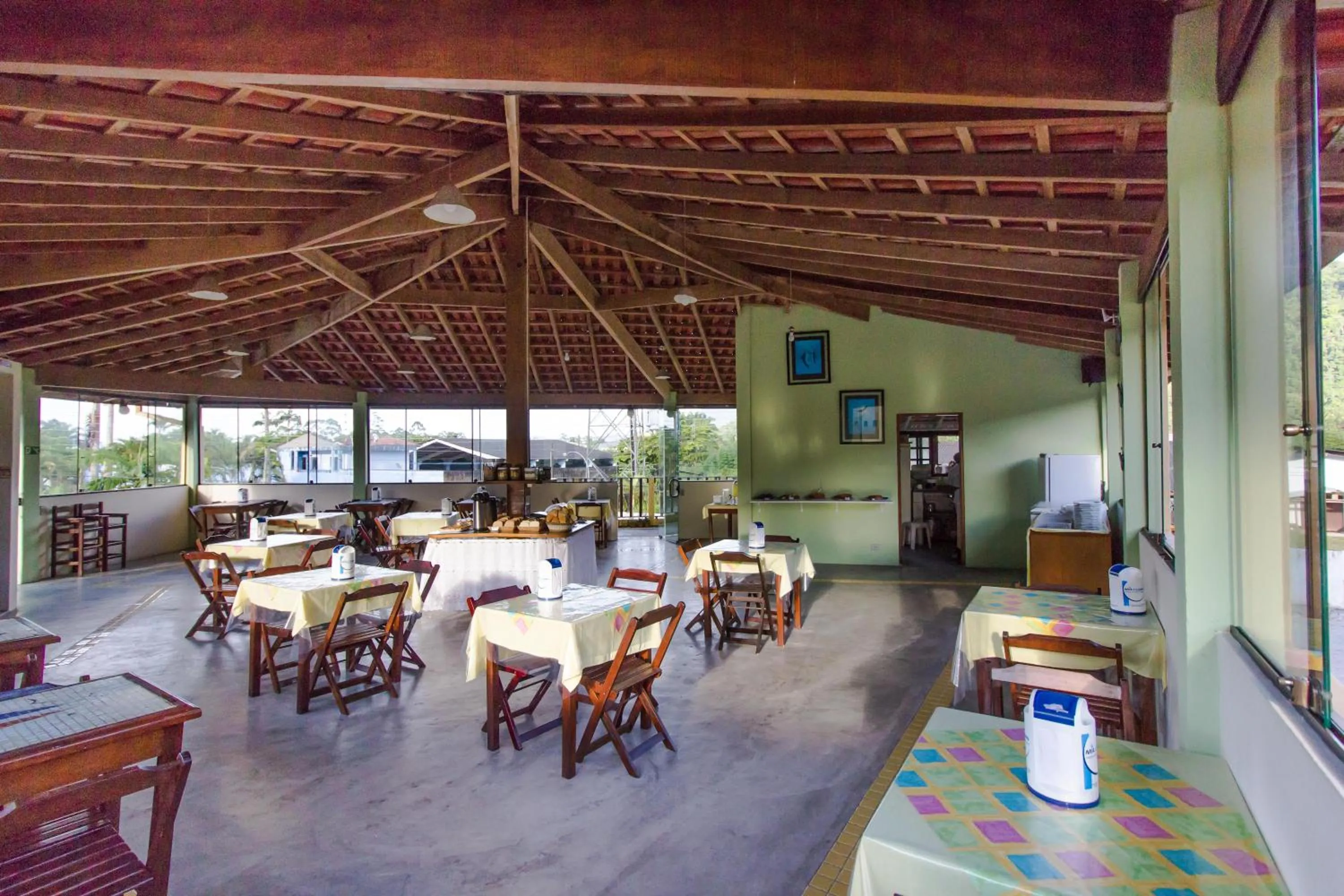 Buffet breakfast in Viamar Pousada