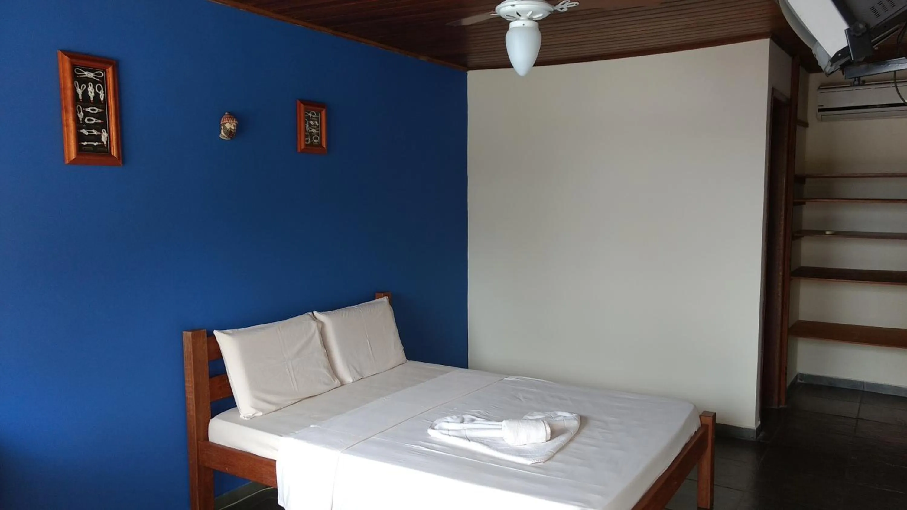 Bed in Viamar Pousada