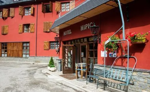 Property building in Hotel Hipic