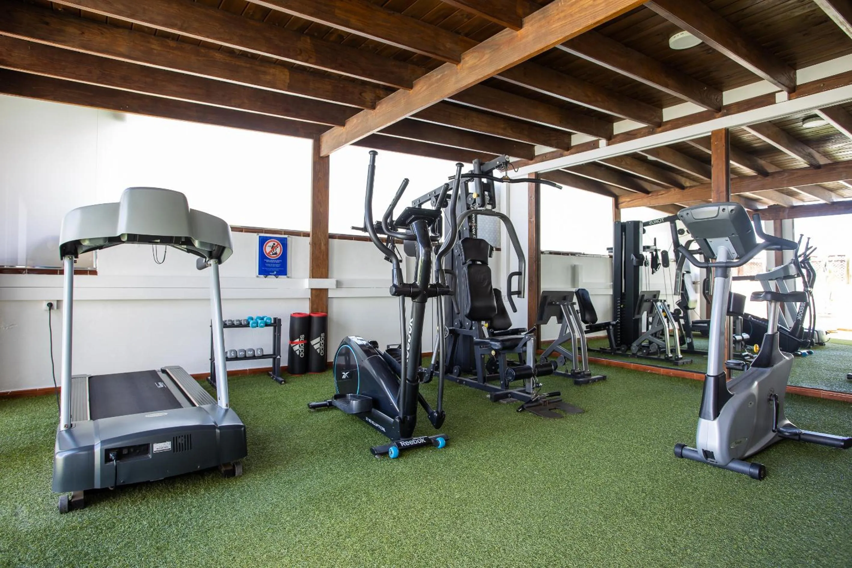 Fitness centre/facilities in Villamar Hotel