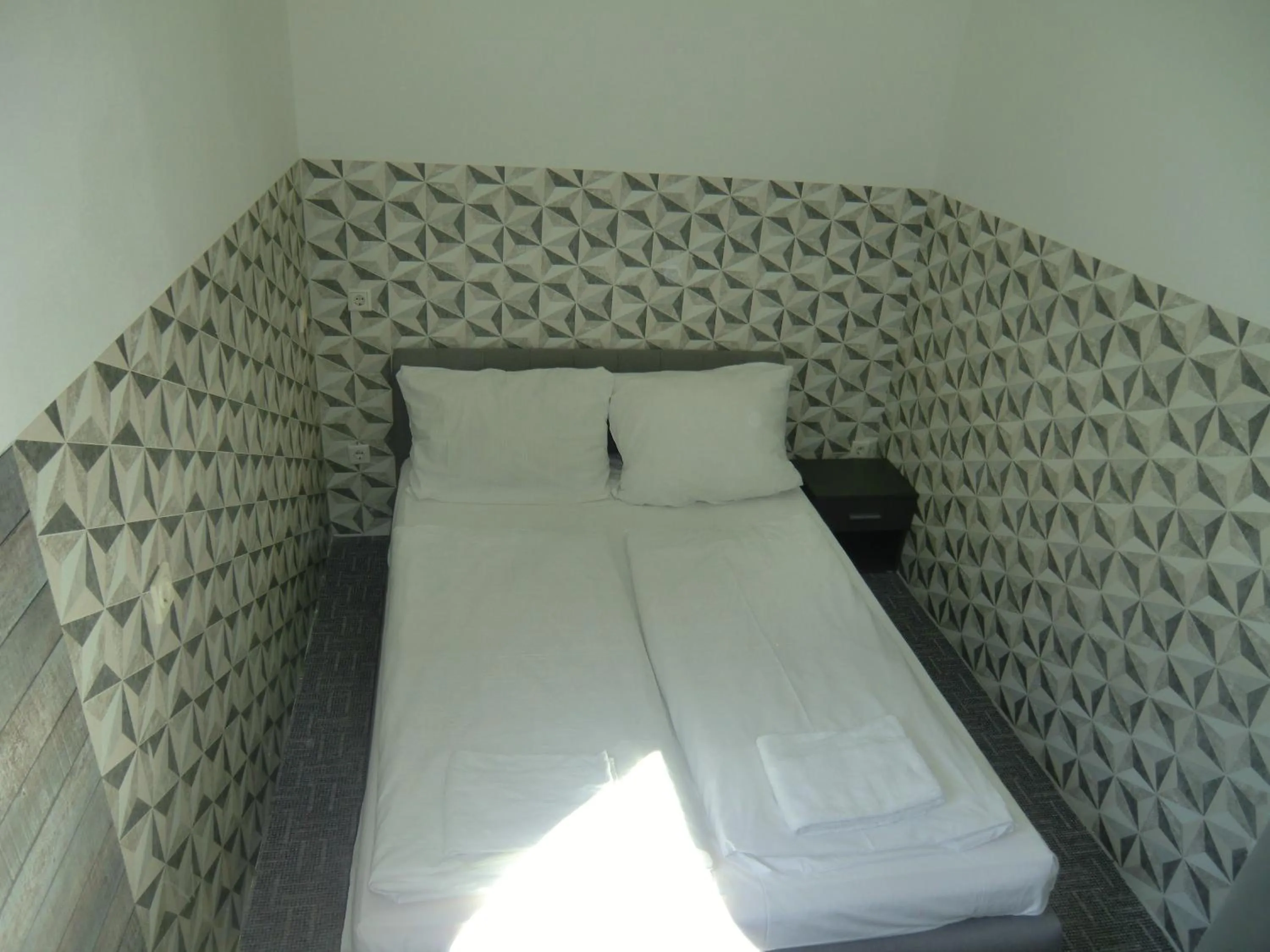 Bed in Panorama Hotel Frankfurt Offenbach Süd