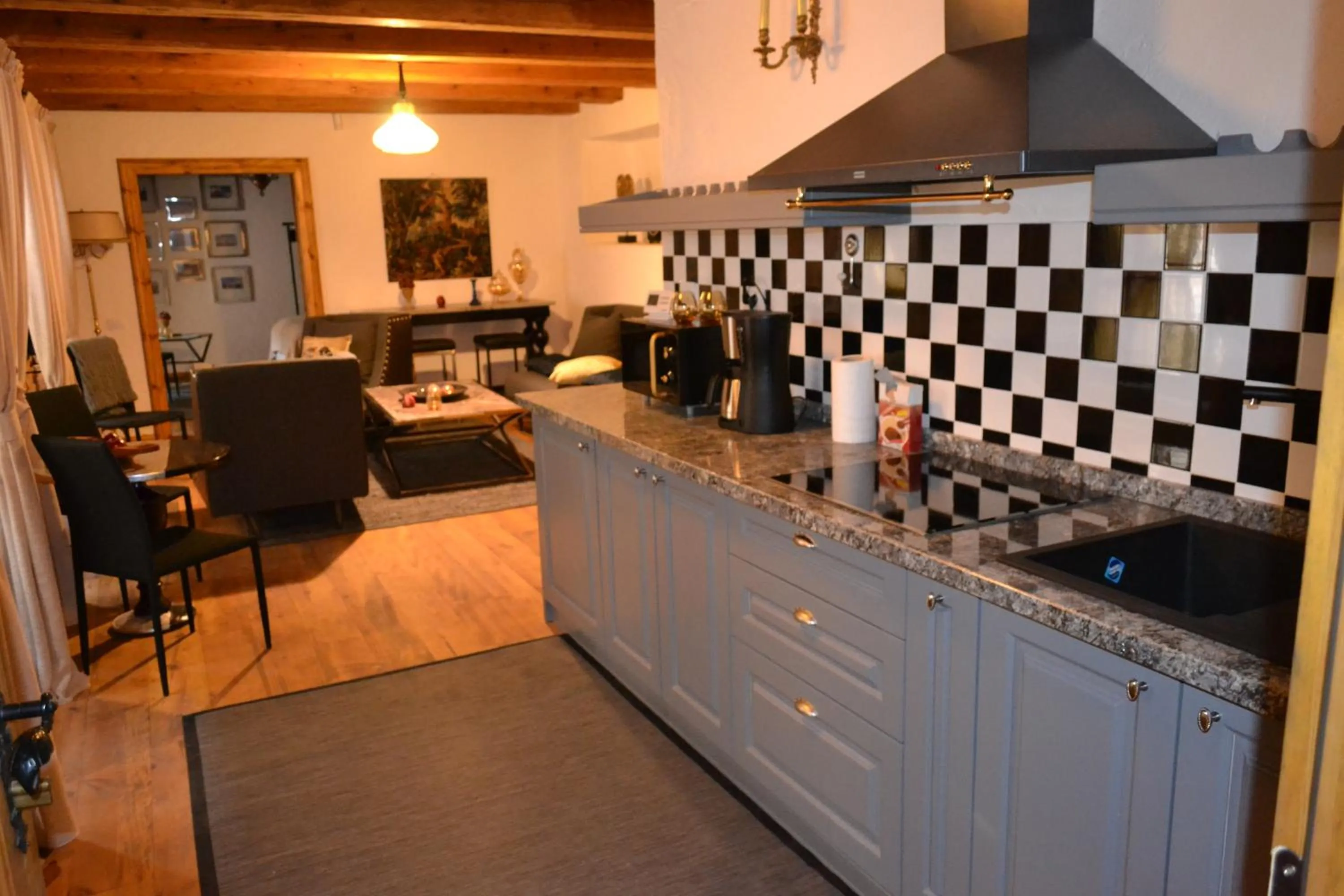 Kitchen or kitchenette in Casa Veche