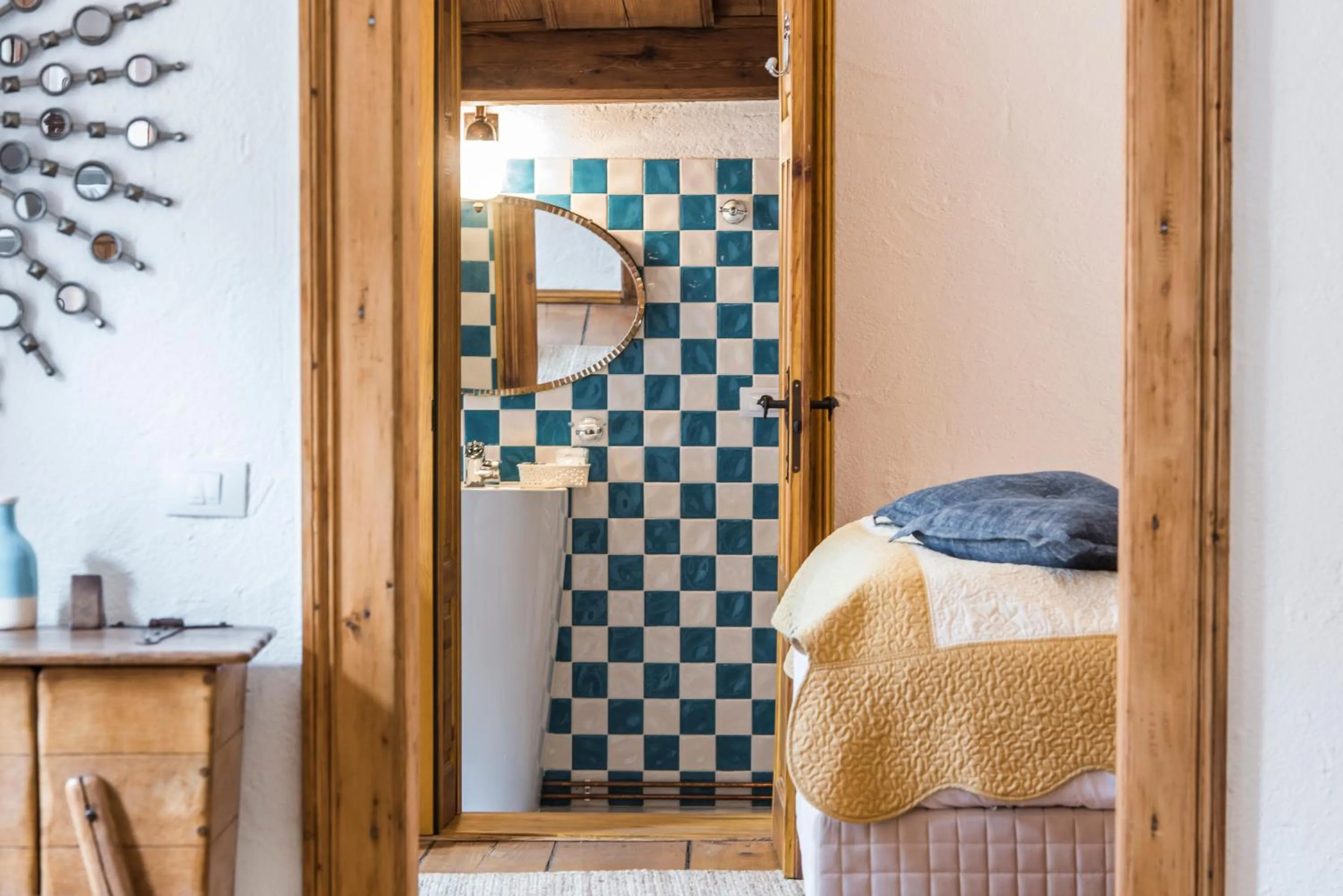 Bathroom, Bed in Casa Veche