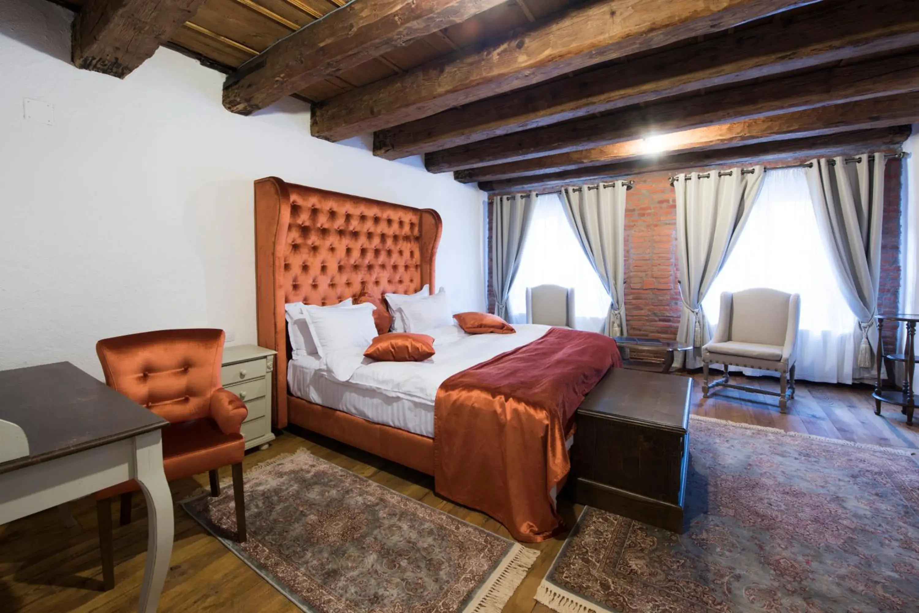 Apartment - Ground Floor in Casa Veche Apartment - Ground Floor in Casa Veche