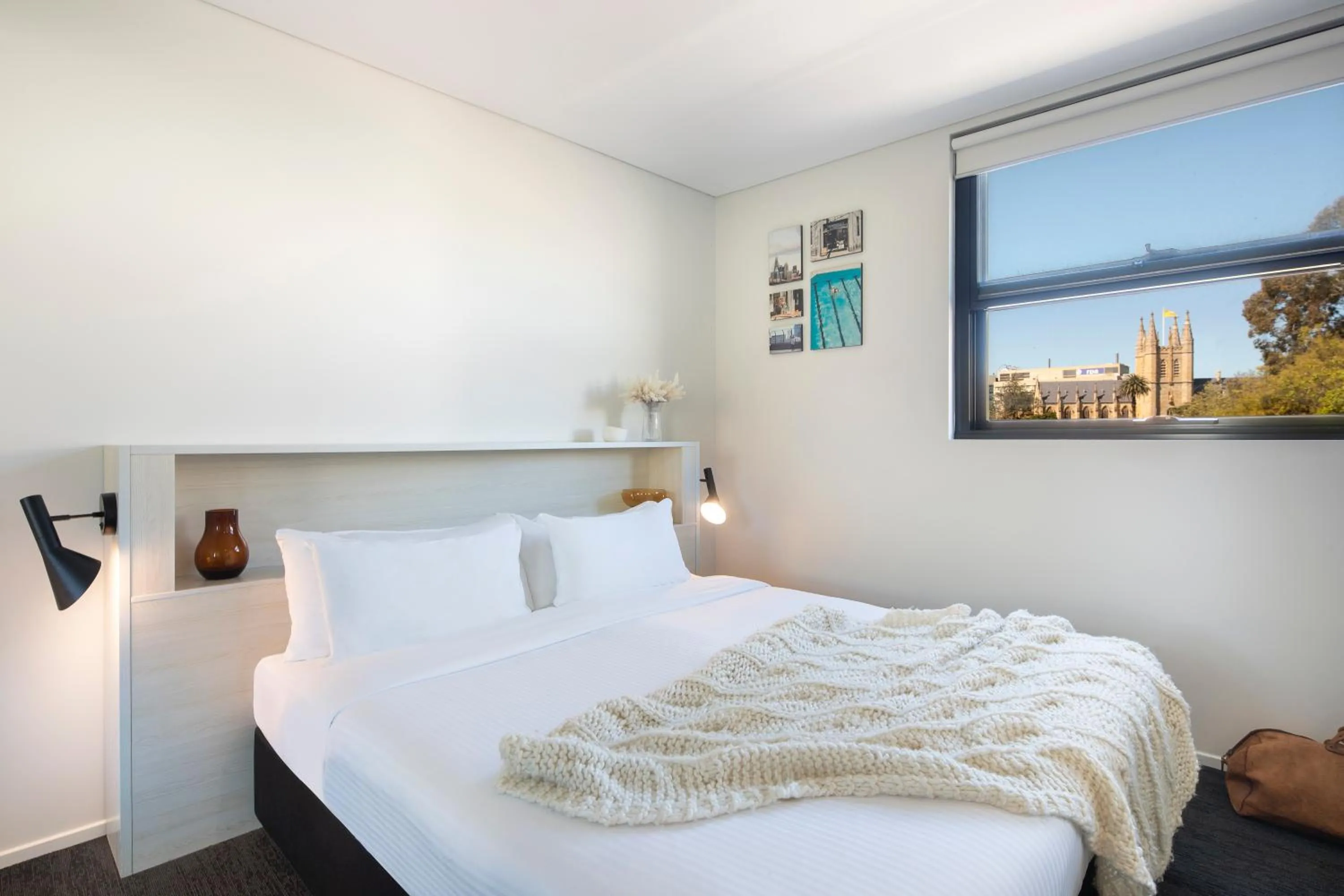 Bed in Veriu Camperdown