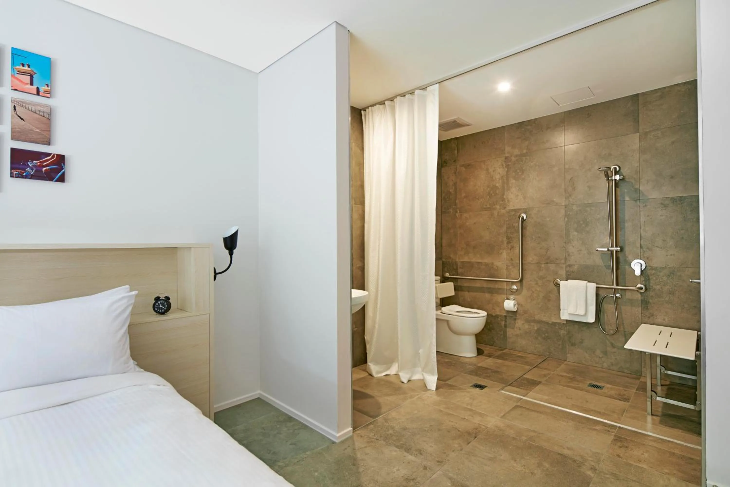 Decorative detail in Veriu Camperdown