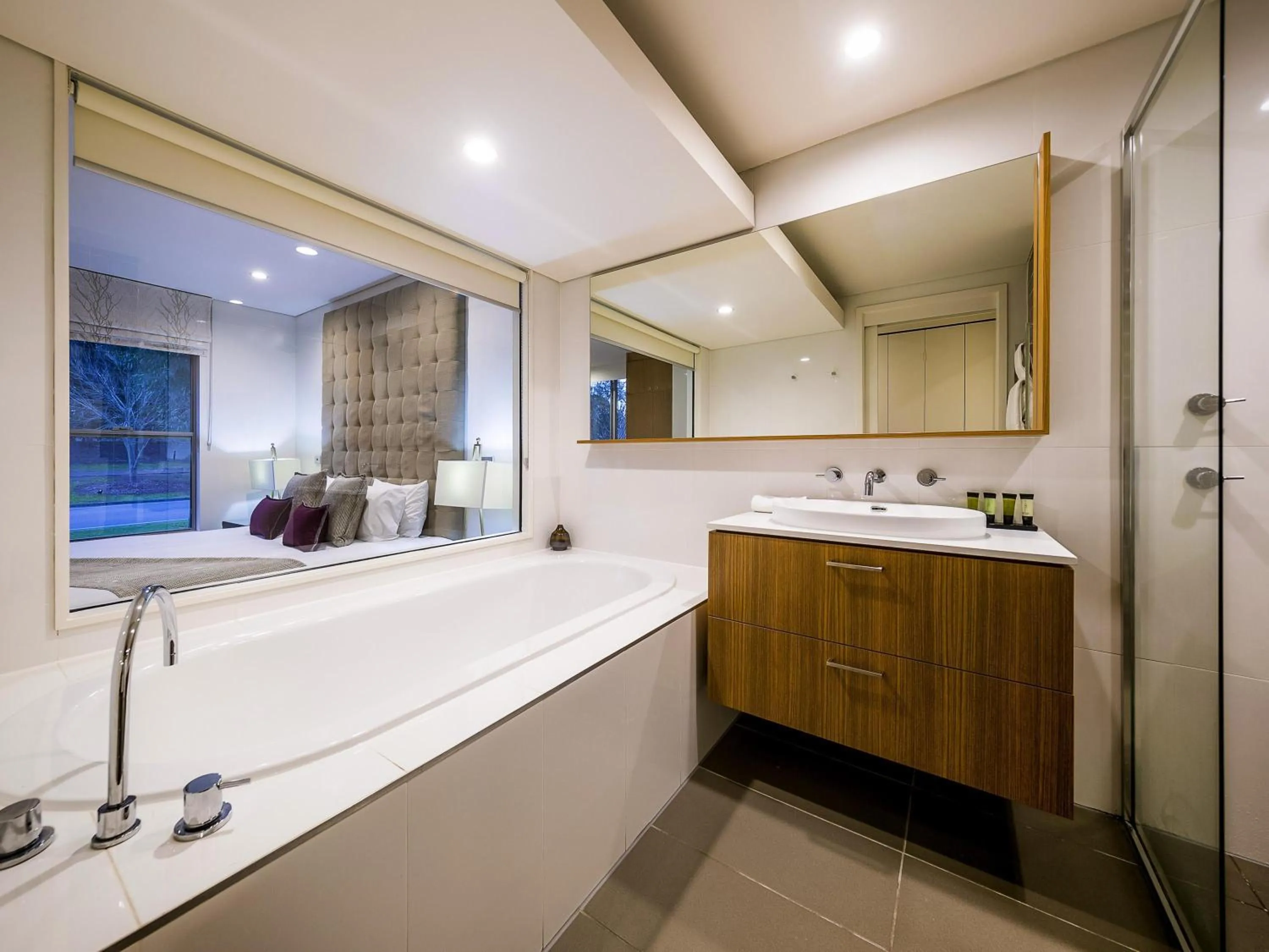 Bathroom in Grand Mercure the Vintage, Accor Vacation Club Apartments