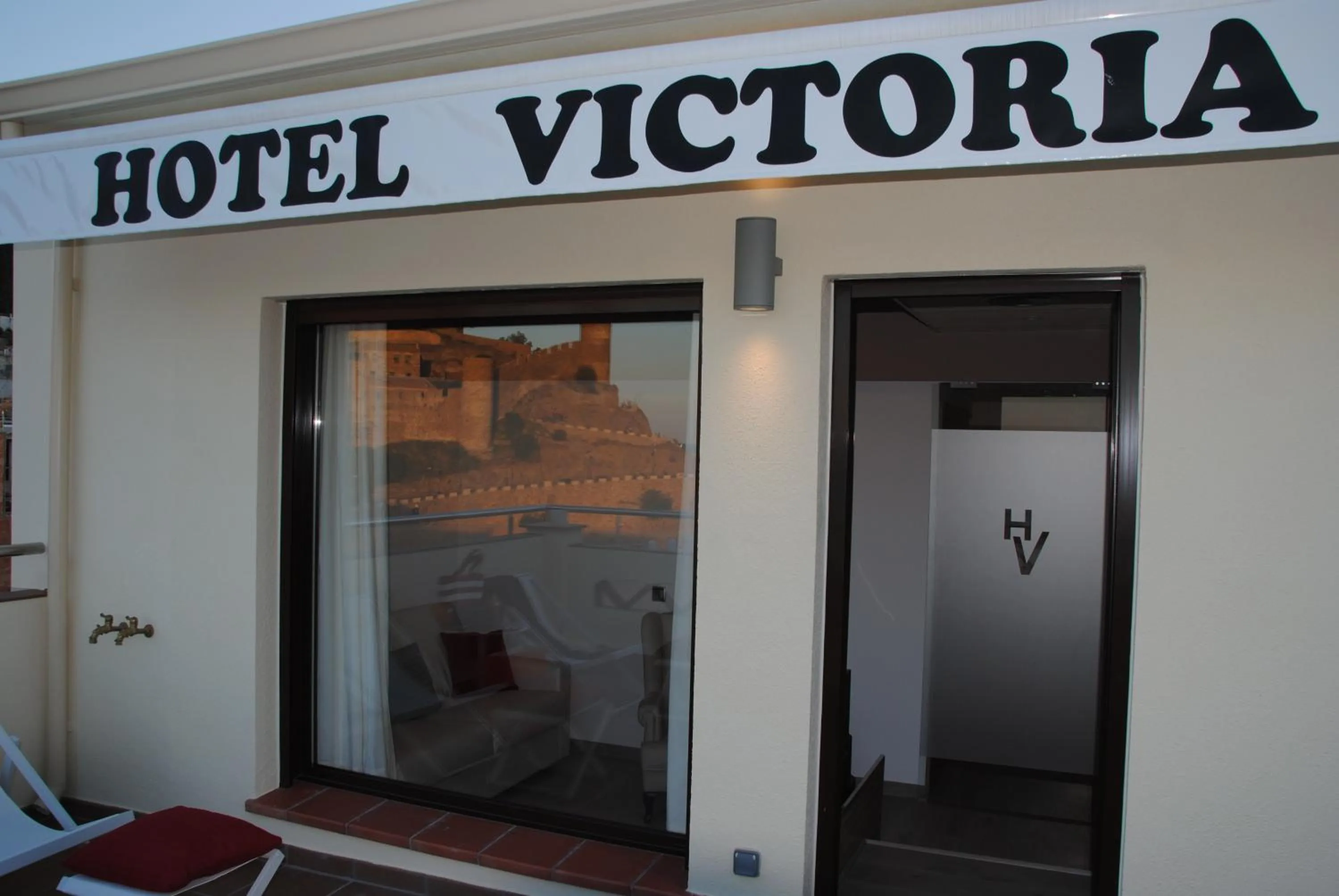 Facade/entrance in Hotel Victoria