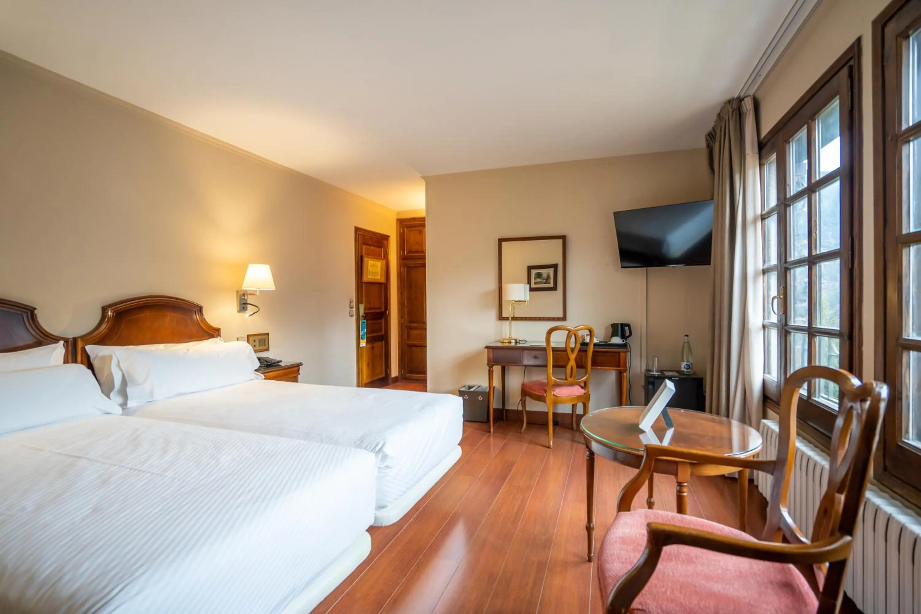 Photo of the whole room, Bed in Abba Xalet Suites Hotel