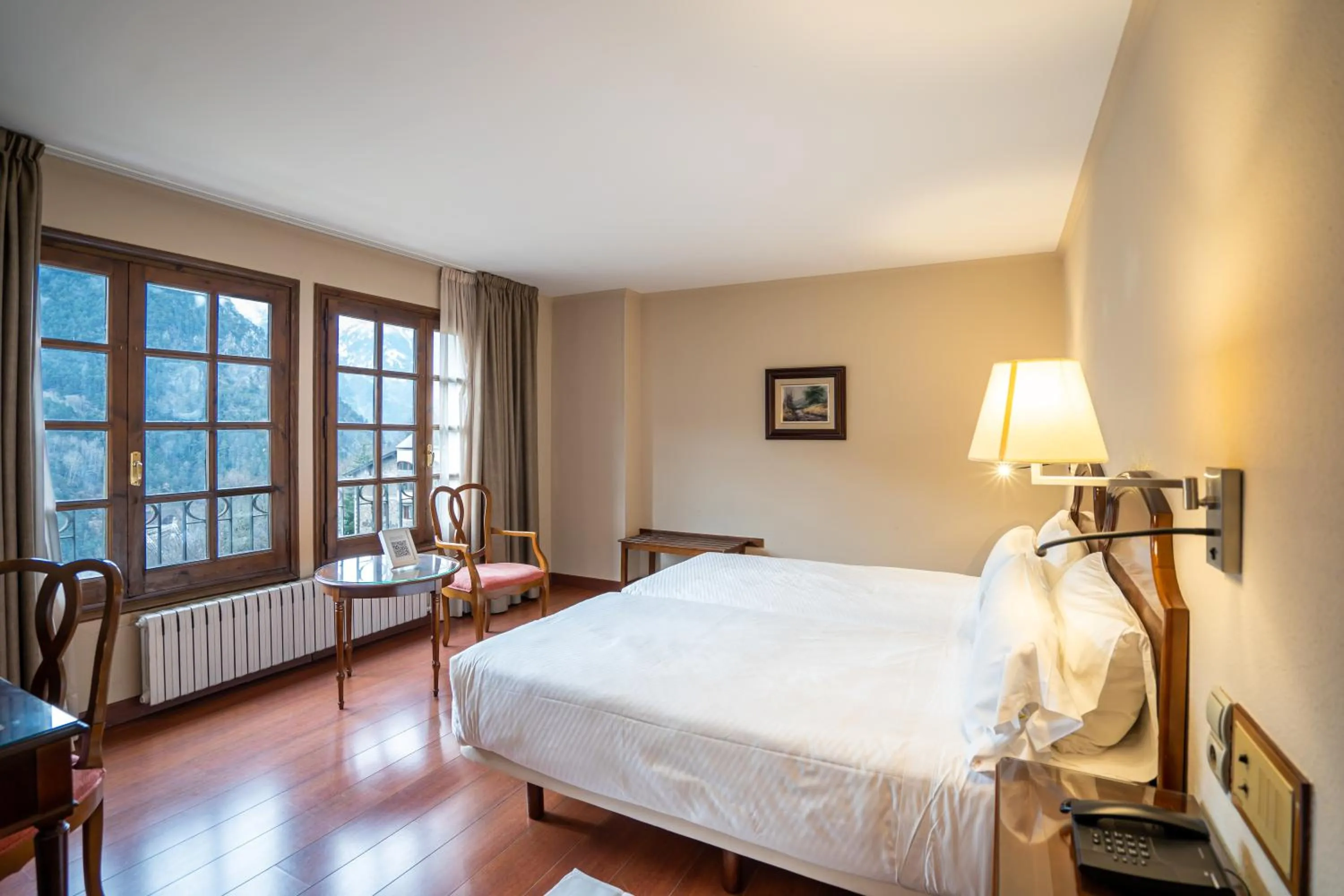 Bedroom, Bed in Abba Xalet Suites Hotel