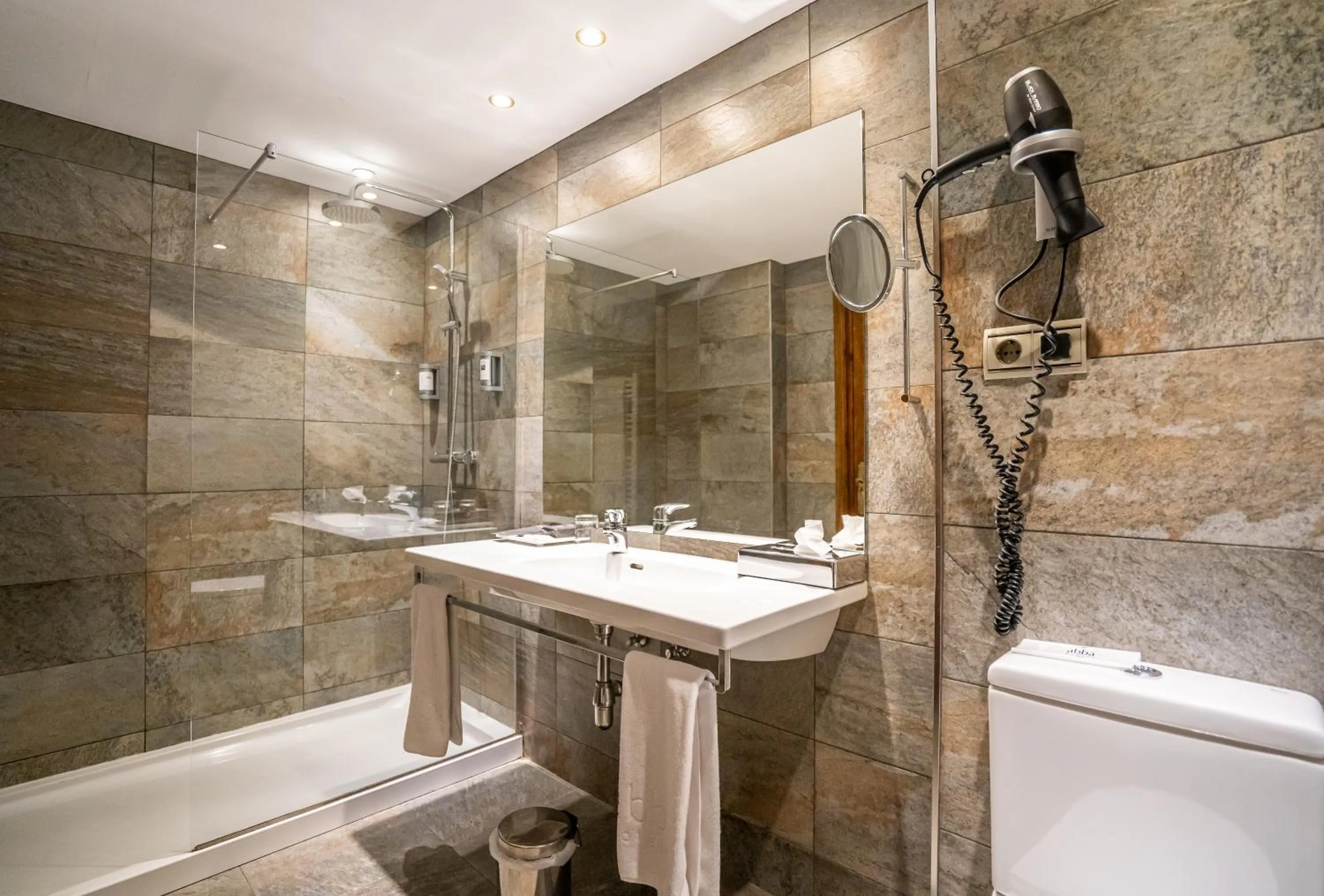 Bathroom in Abba Xalet Suites Hotel