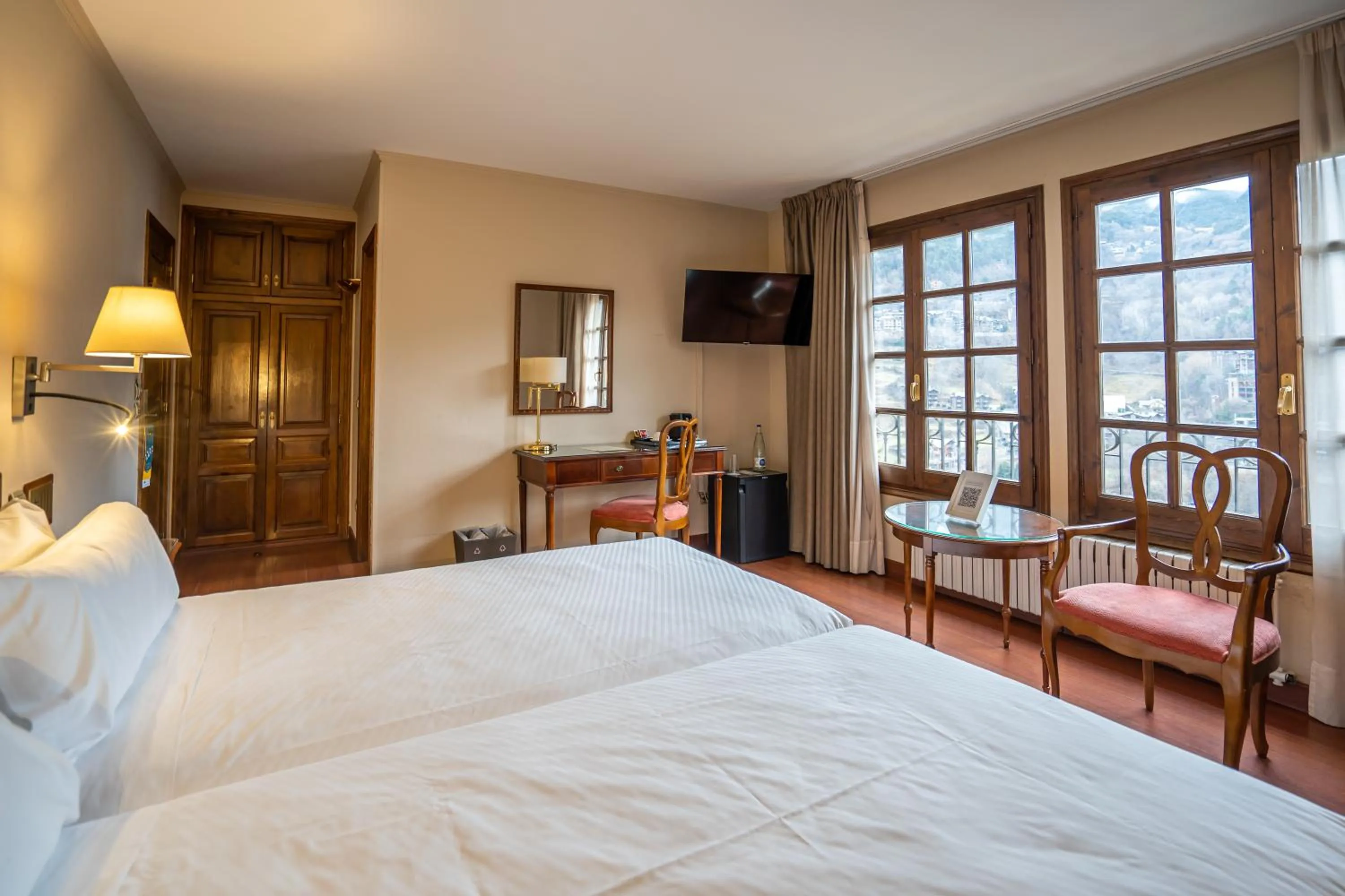 Photo of the whole room, Bed in Abba Xalet Suites Hotel