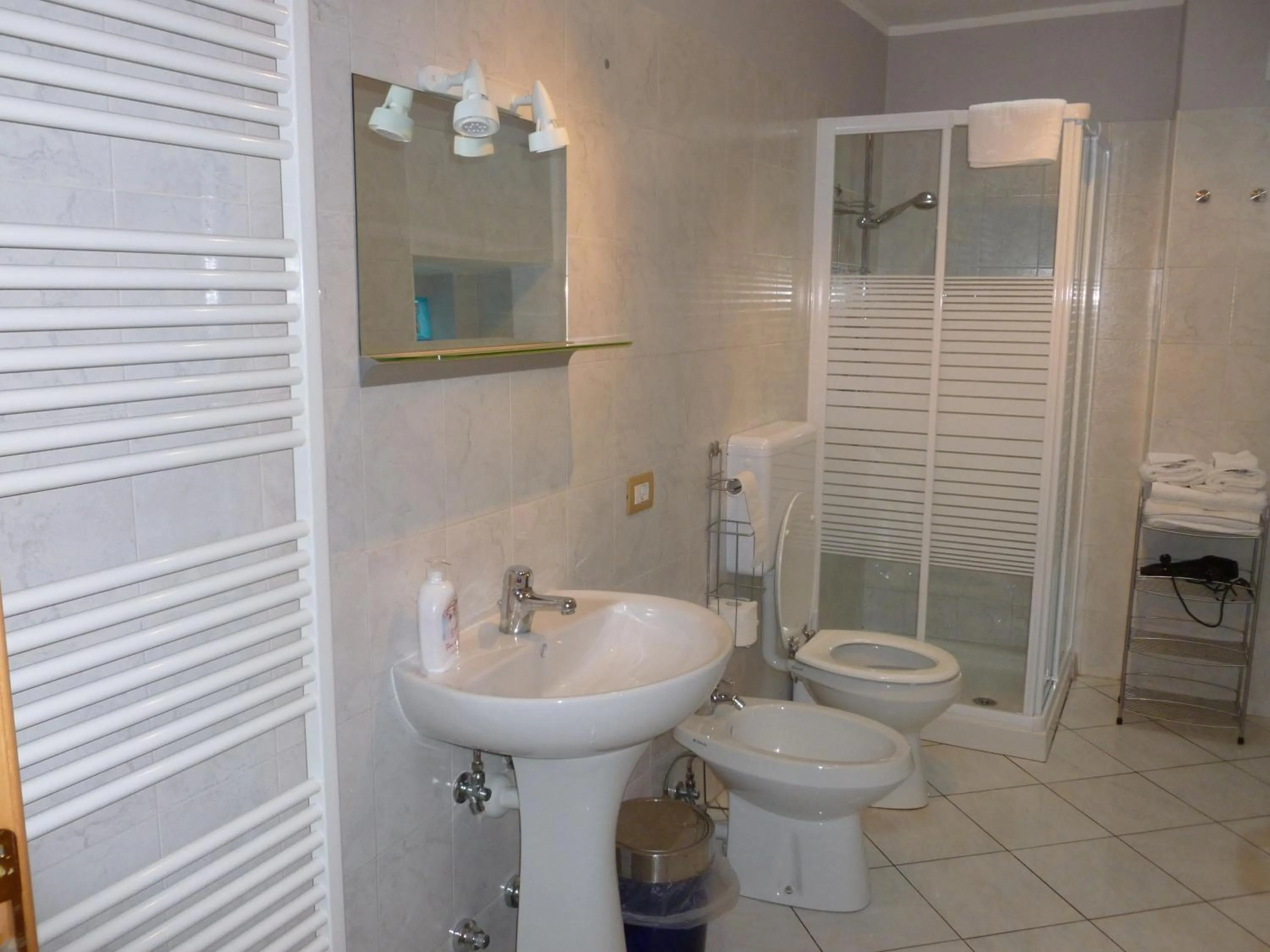 Shower in B&B Antica Corte