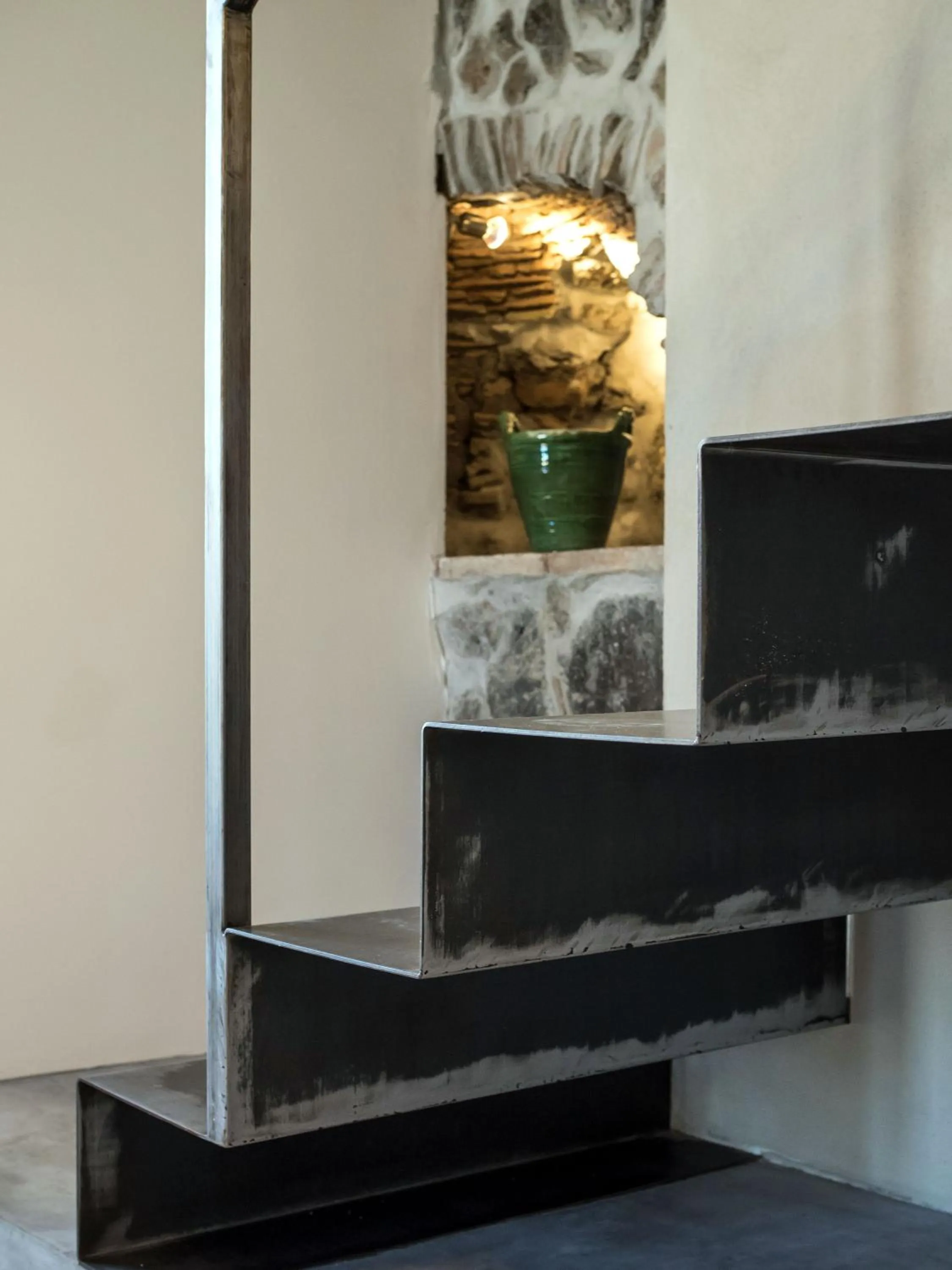 Decorative detail in Talè Restaurant & Suite