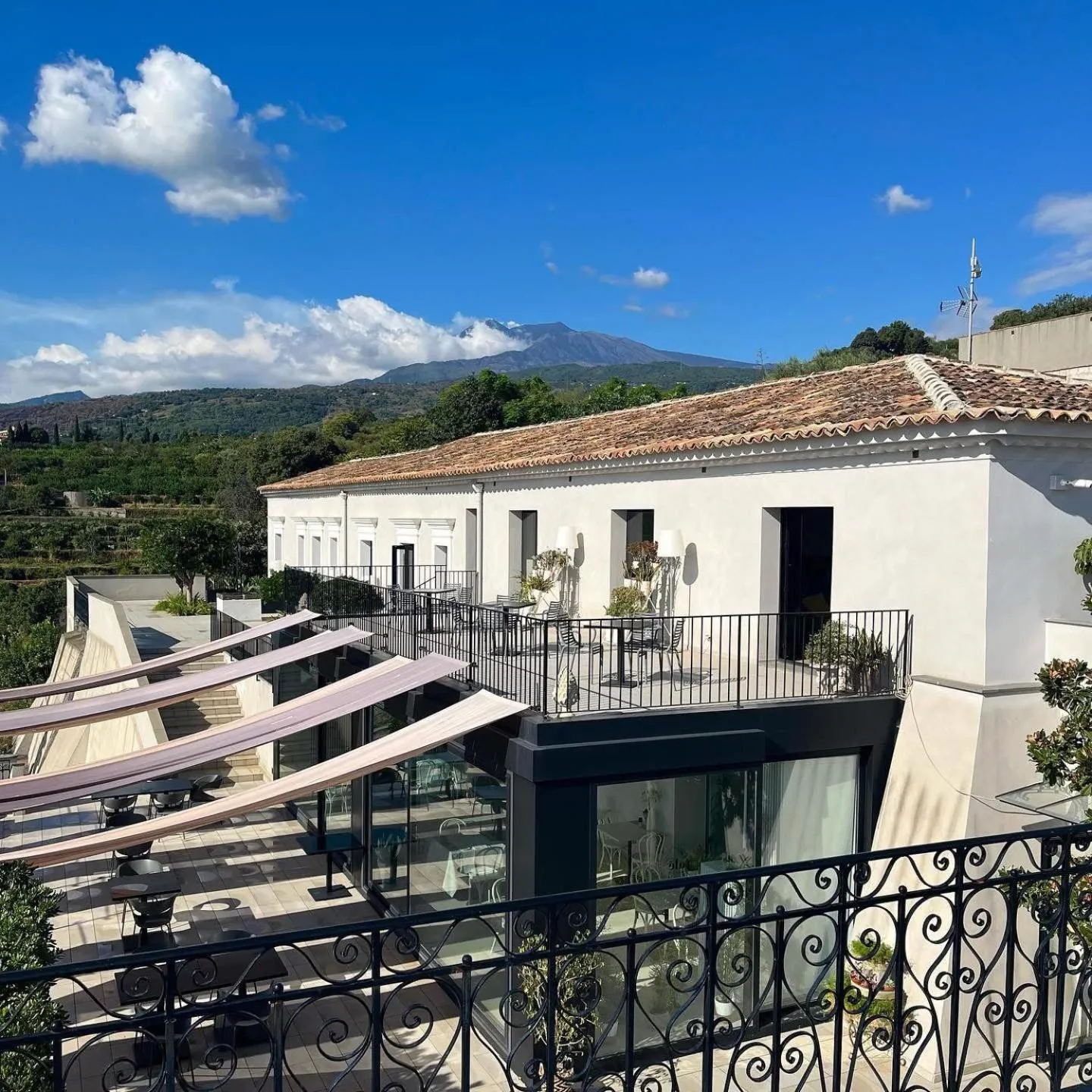 Talè Restaurant & Suite