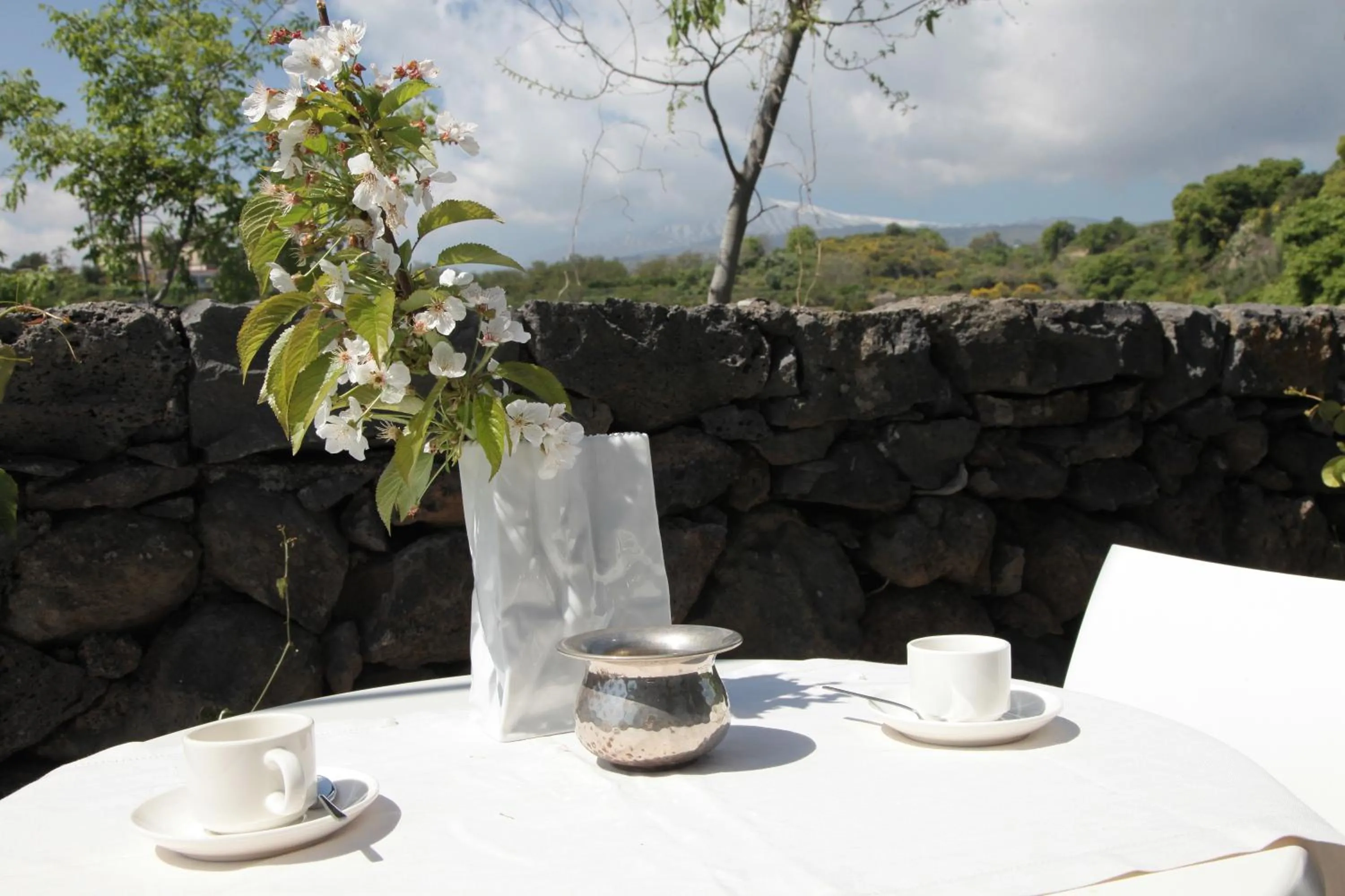 Talè Restaurant & Suite