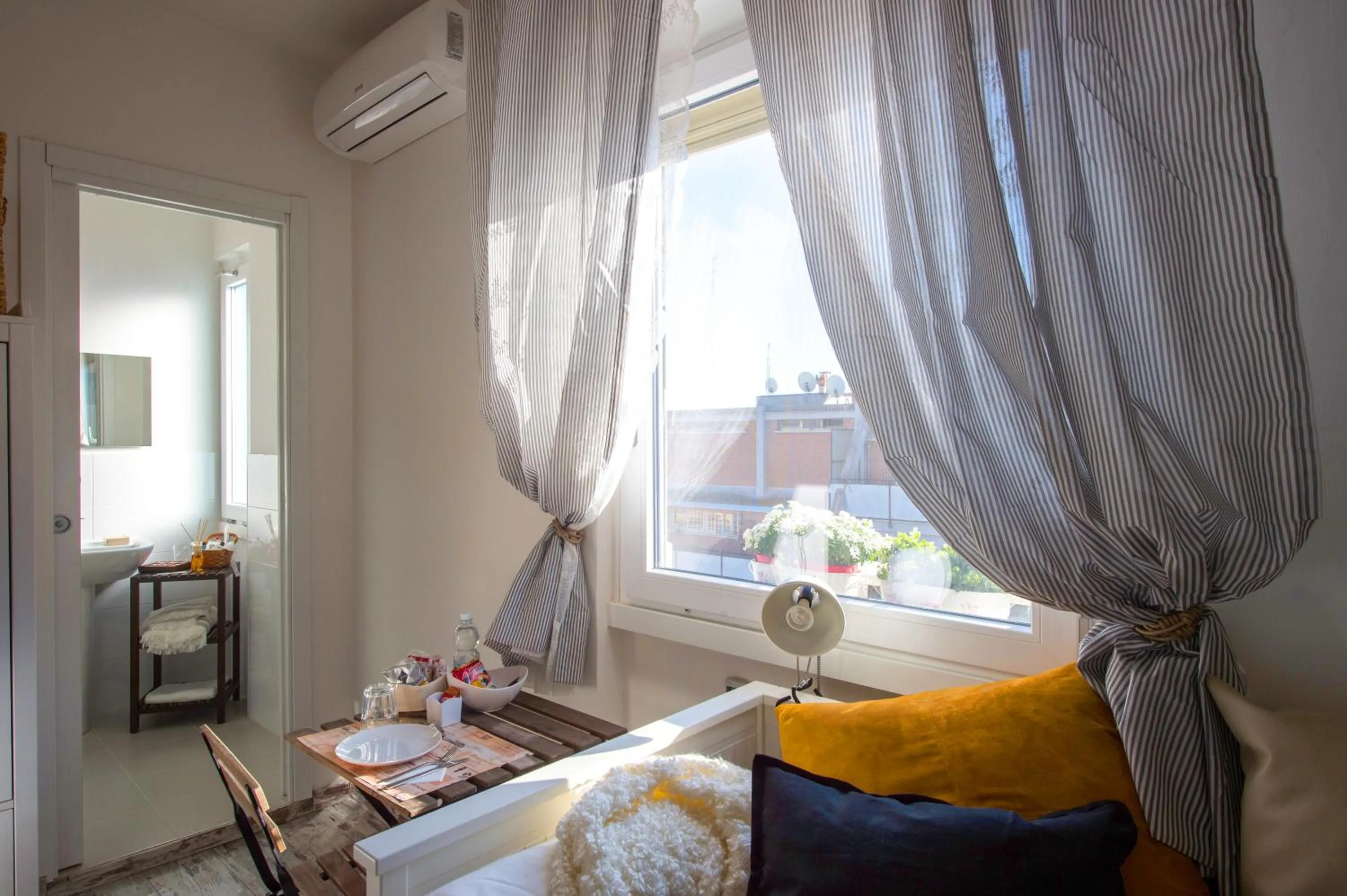 Day in Letto e Latte Roma Guest House