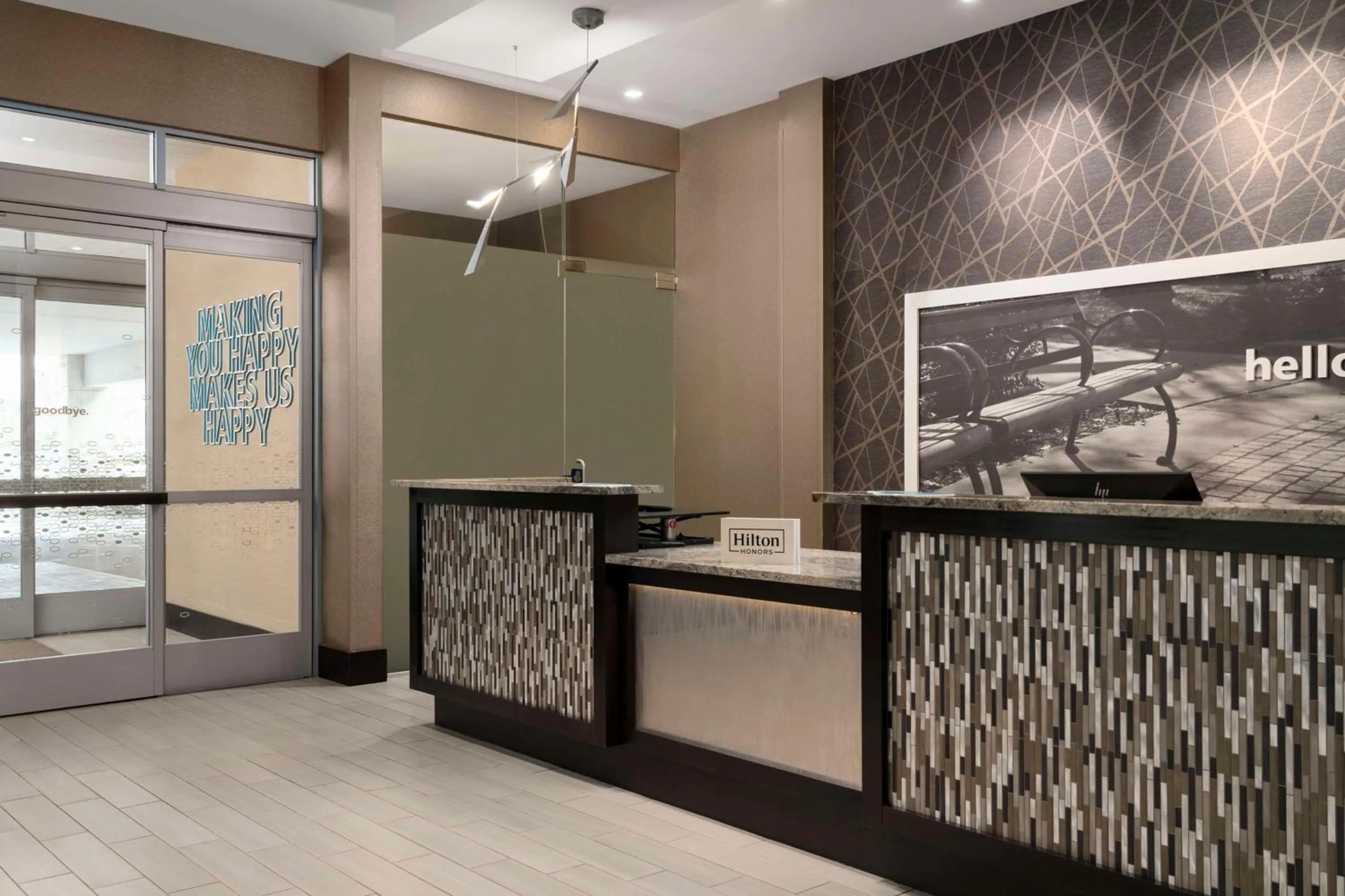 Lobby or reception in Hampton Inn & Suites-Worcester, MA