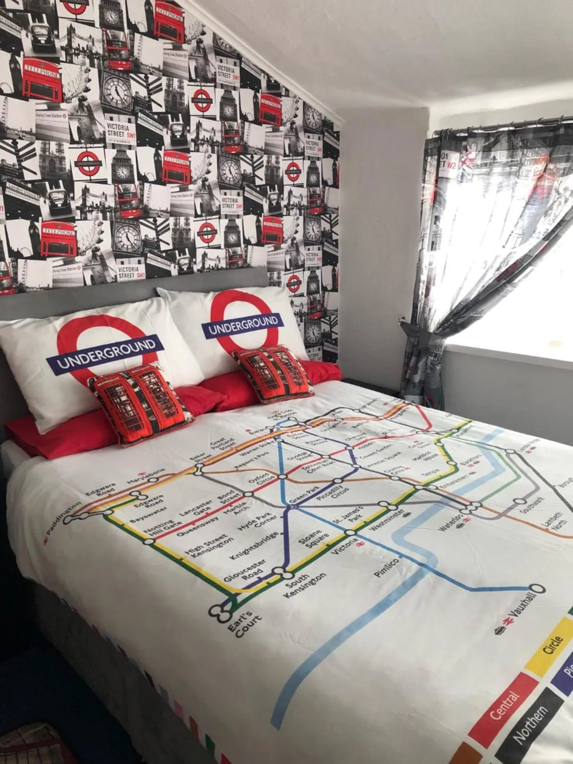 Bedroom, Bed in The Franklyn Hotel B&B