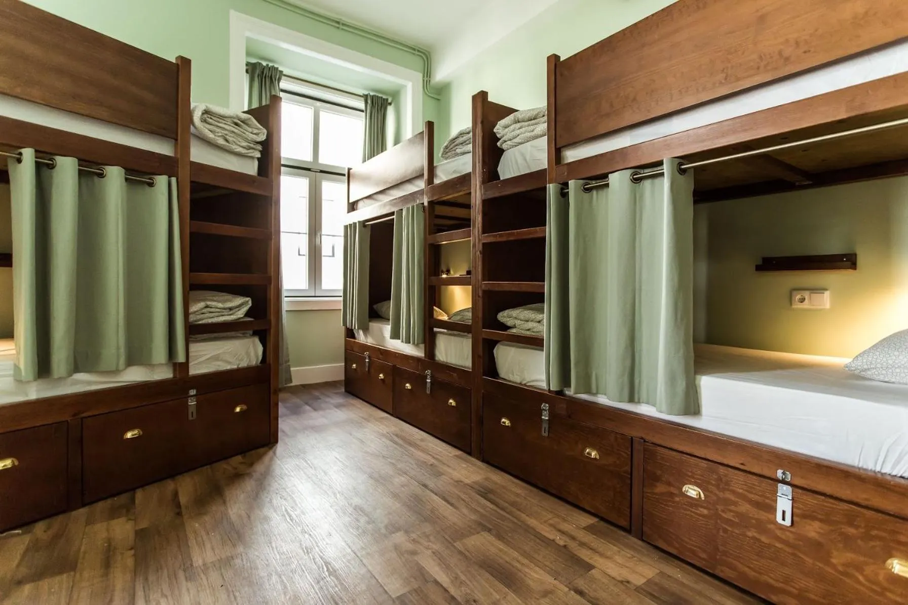 bunk bed, Bed in Home Lisbon Hostel