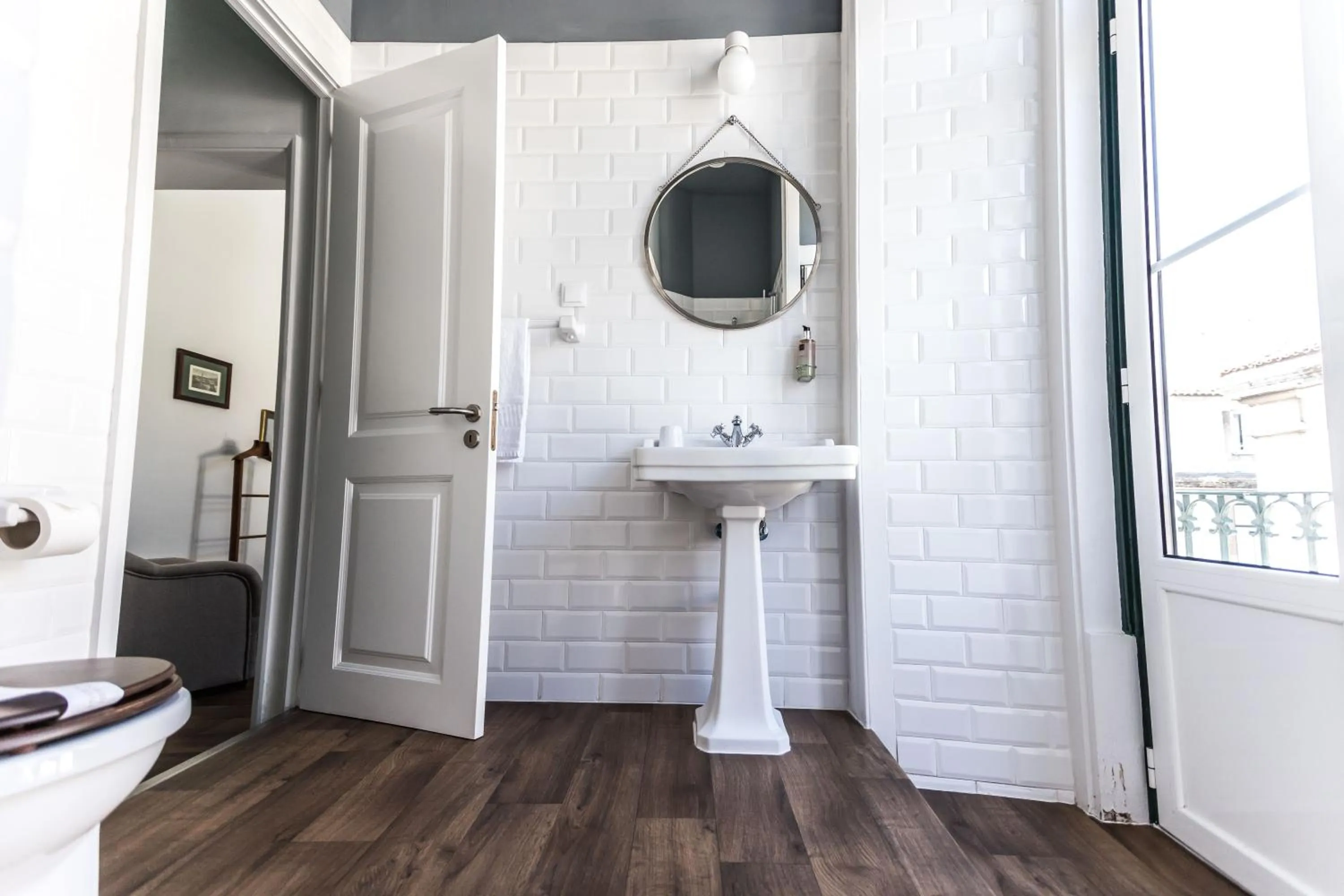 Bathroom in Home Lisbon Hostel