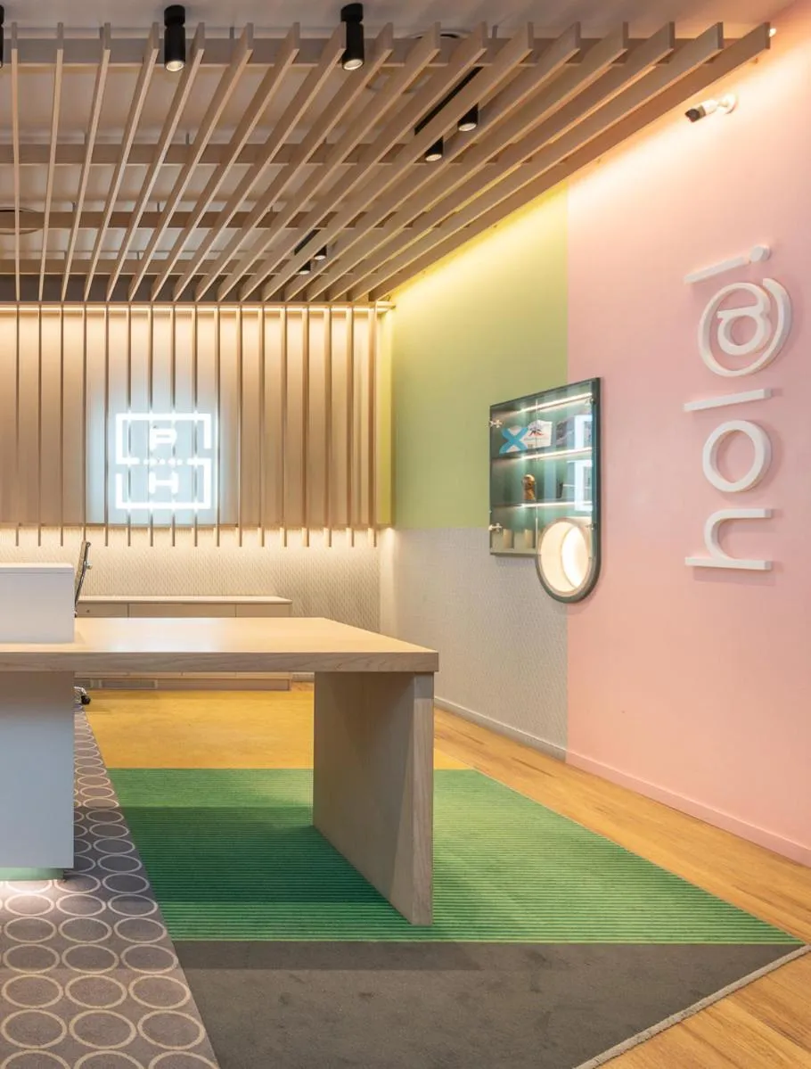 Suites Plaza Hotel & Wellness