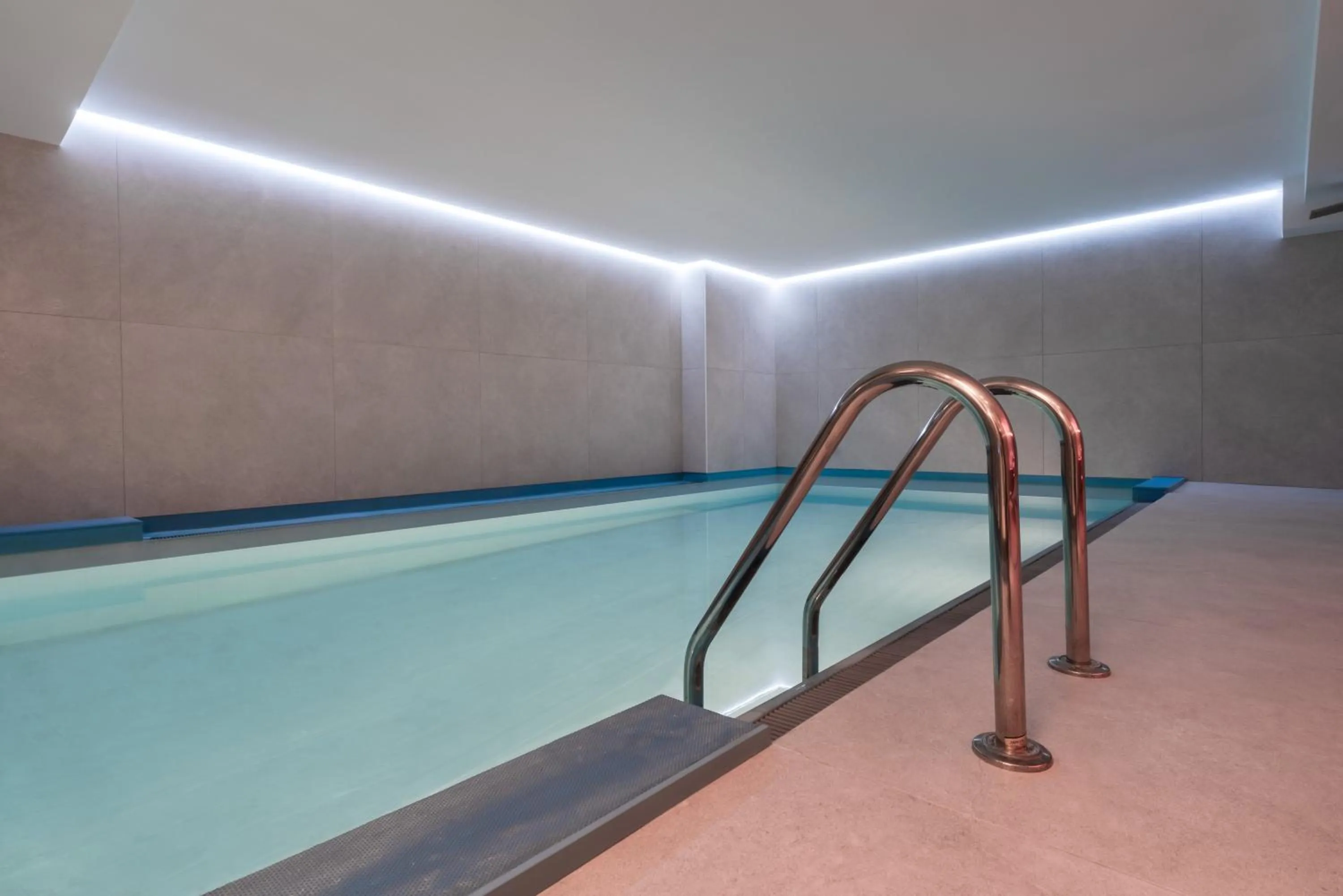 Spa and wellness centre/facilities in Suites Plaza Hotel & Wellness