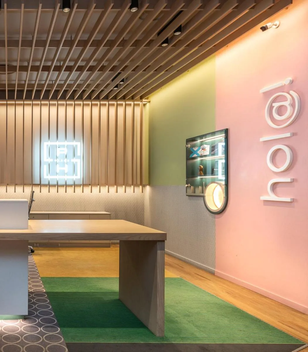 Suites Plaza Hotel & Wellness