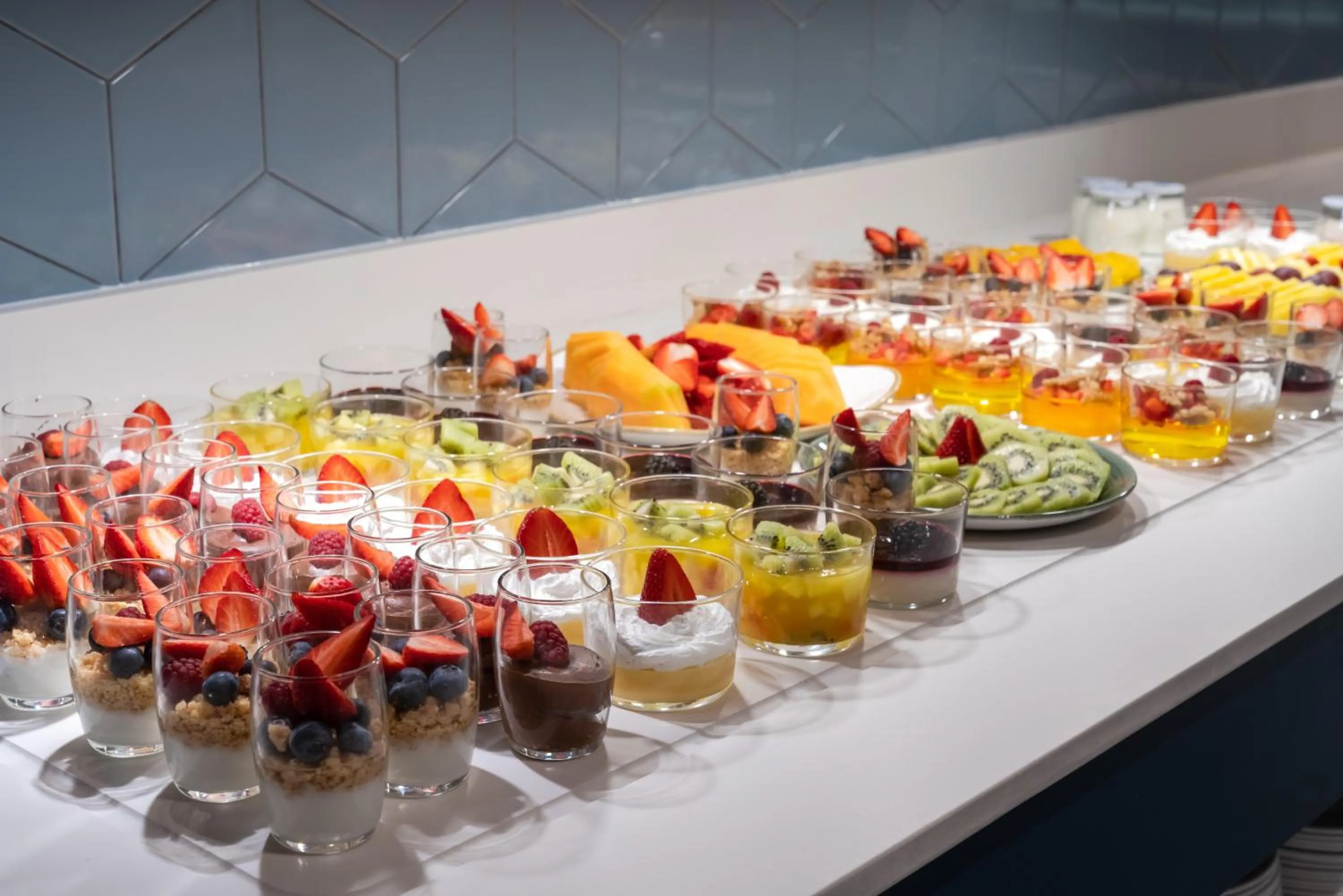 Restaurant/places to eat in Suites Plaza Hotel & Wellness