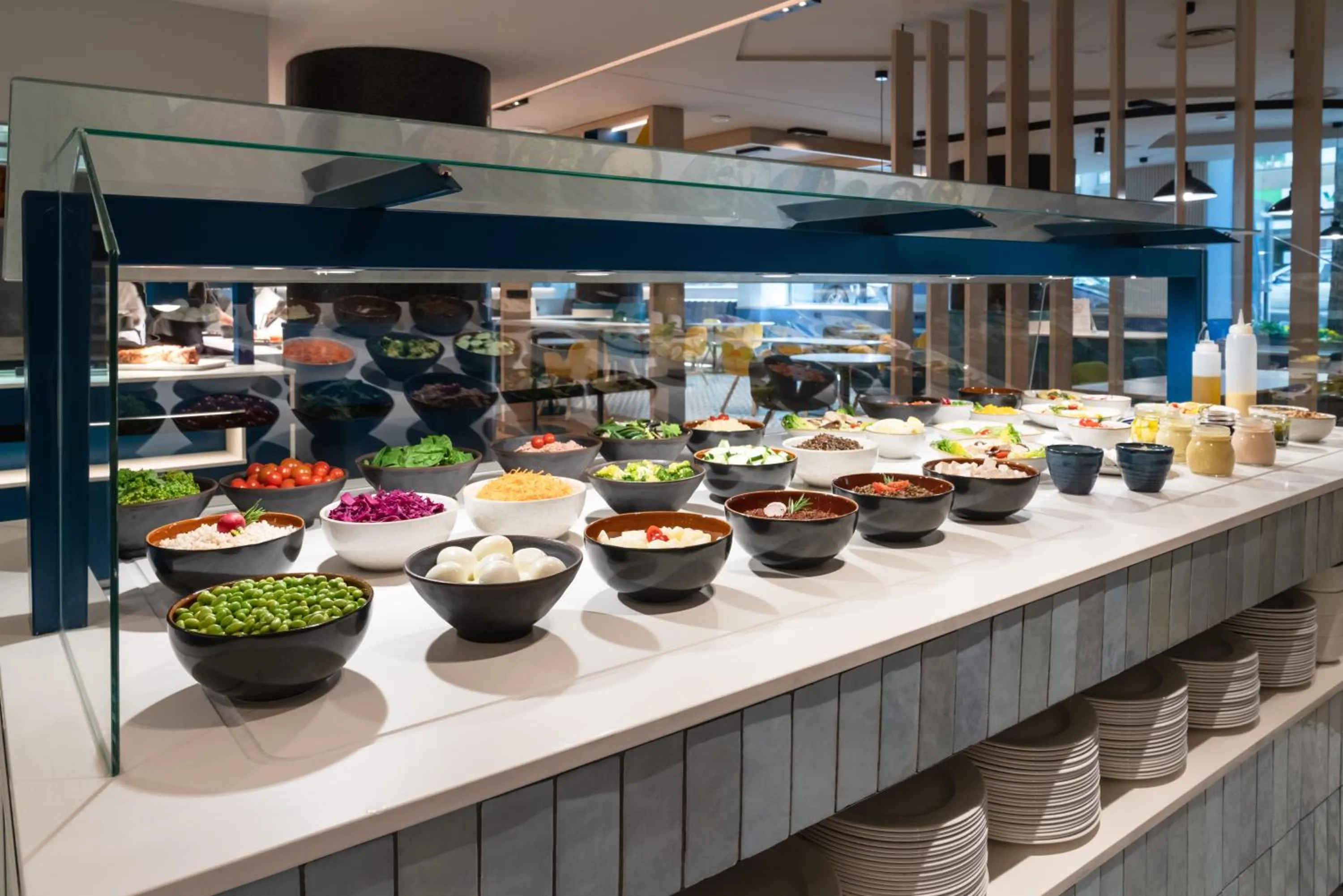 Restaurant/places to eat in Suites Plaza Hotel & Wellness