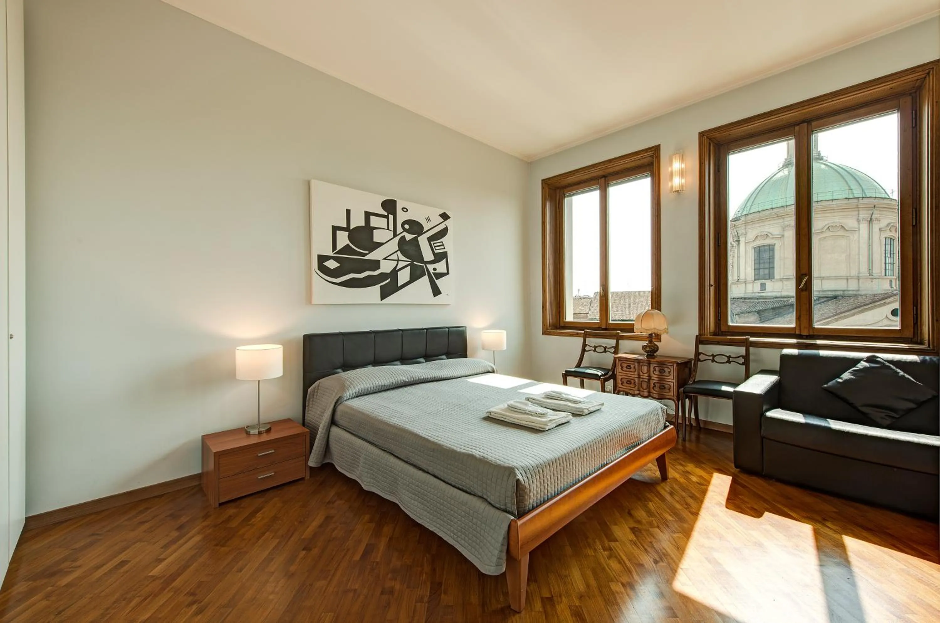 Bedroom, Bed in BnButler - Duomo Apartment - Galleria Unione