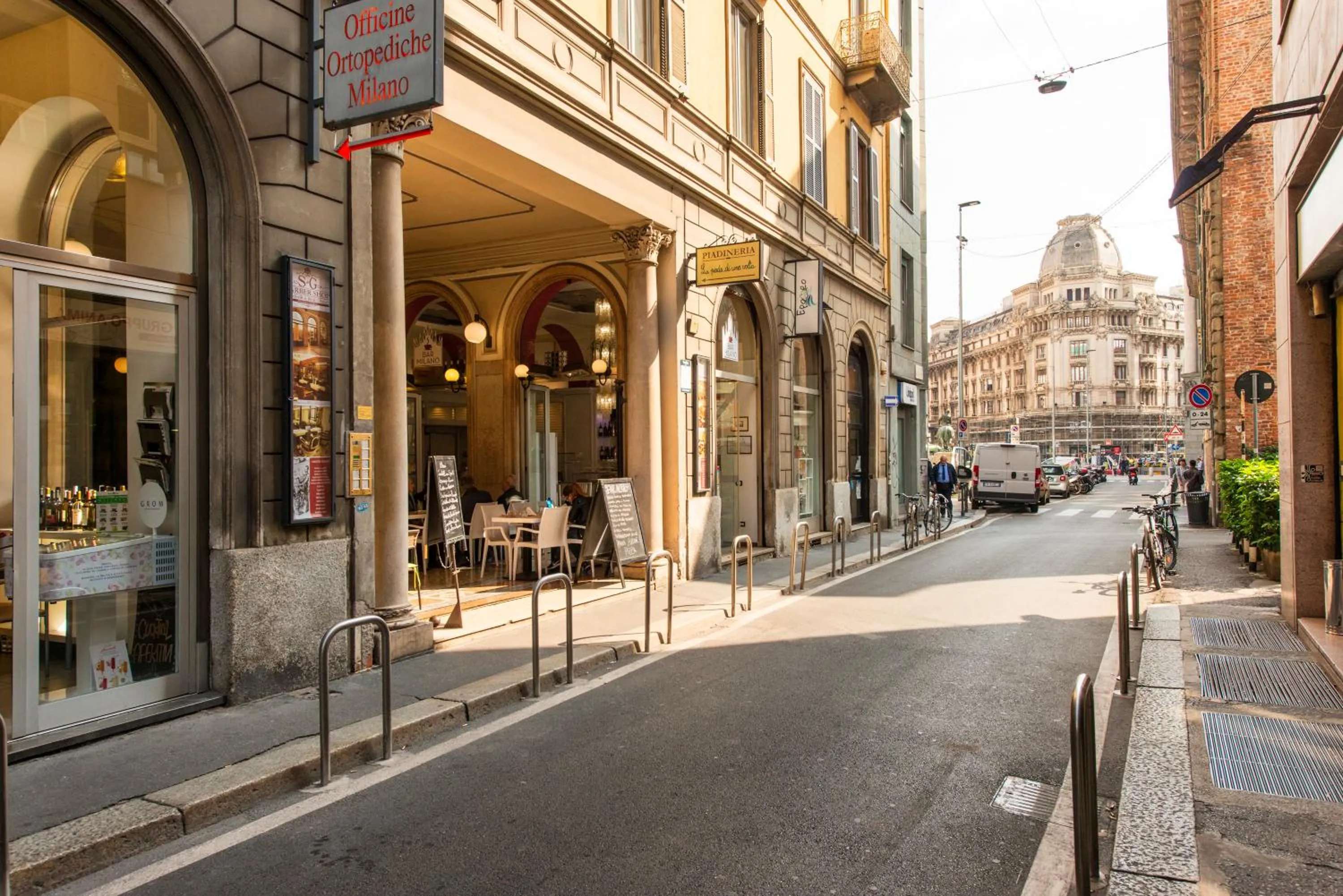 Property building in BnButler - Duomo Apartment - Galleria Unione