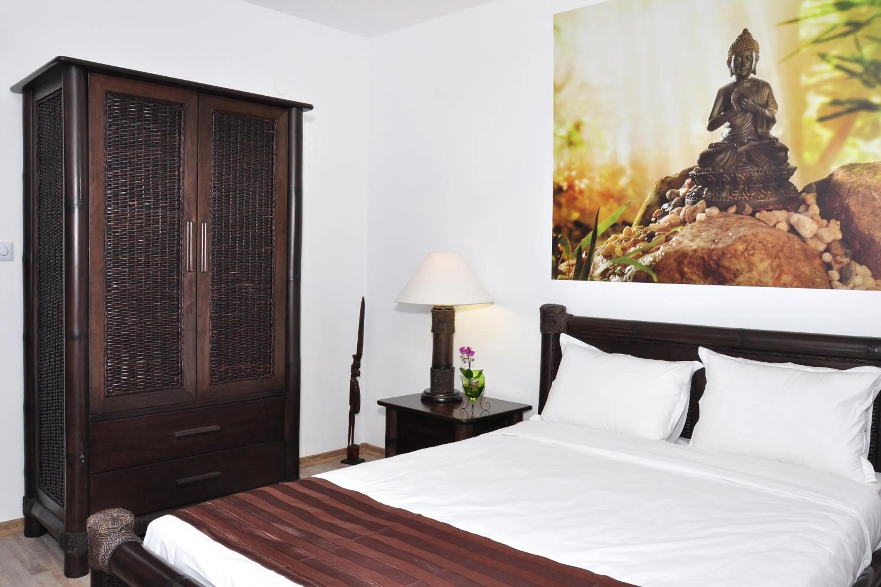 Bed in Lombardi Family Hotel