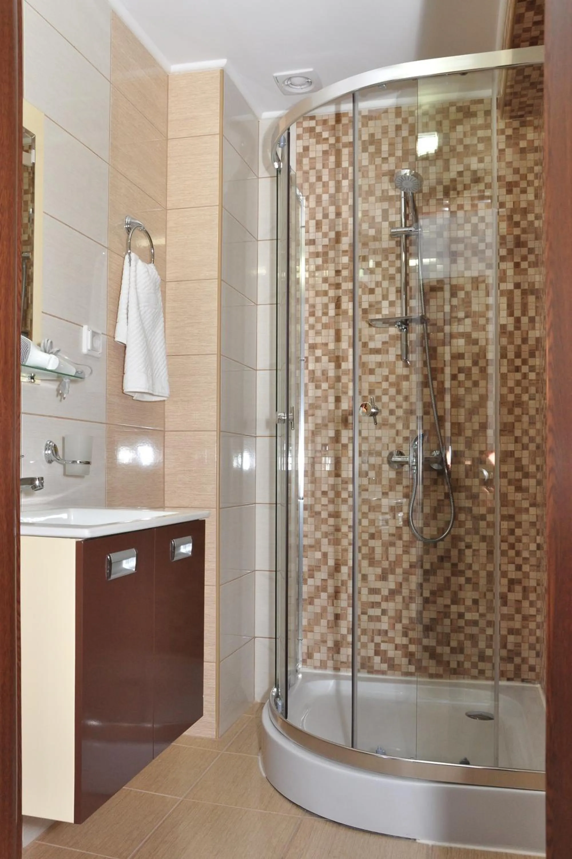 Bathroom in Lombardi Family Hotel