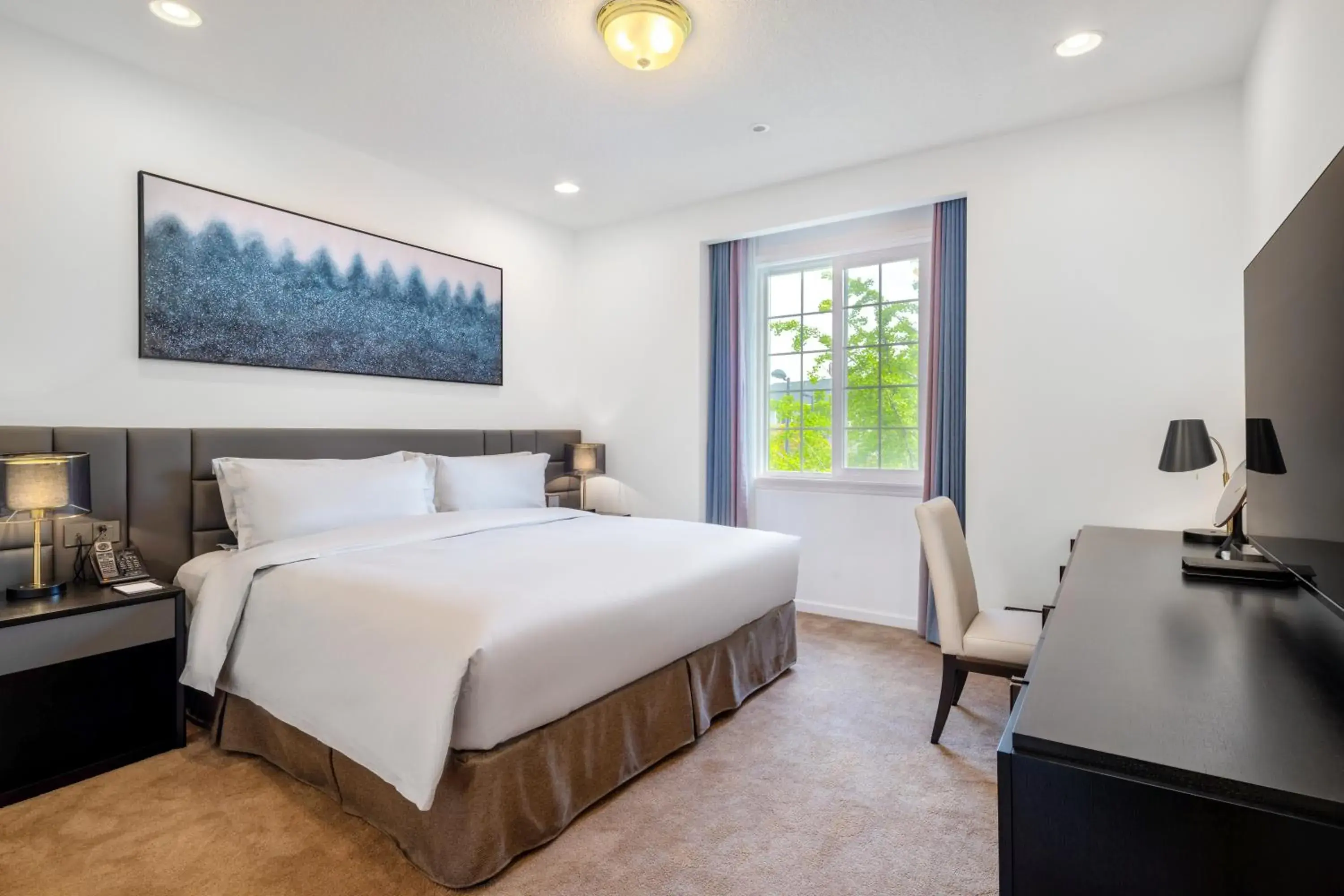 Two-Bedroom Villa in InterContinental Nantong by IHG-Best view of yangtze Two-Bedroom Villa in InterContinental Nantong by IHG-Best view of yangtze