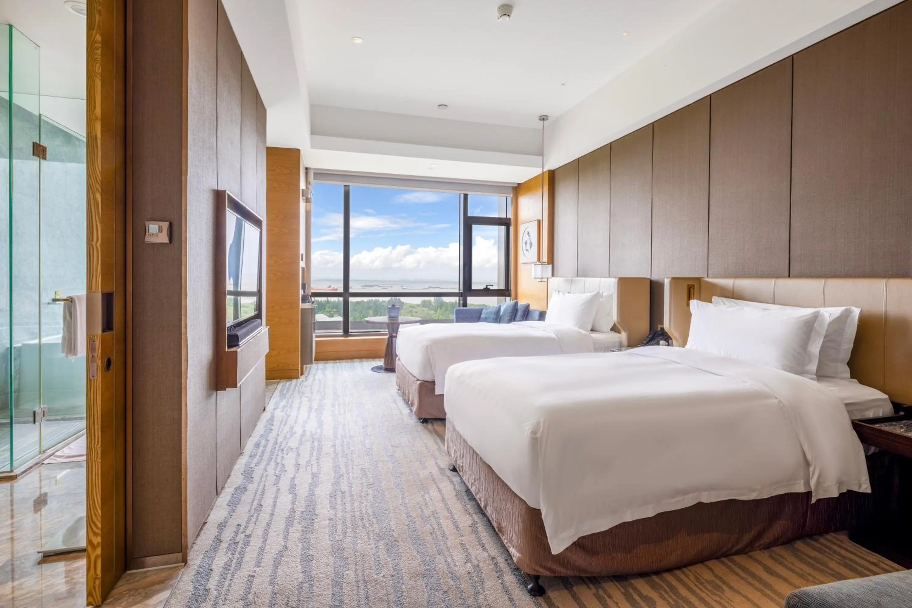 Bedroom, Bed in InterContinental Nantong by IHG-Best view of yangtze