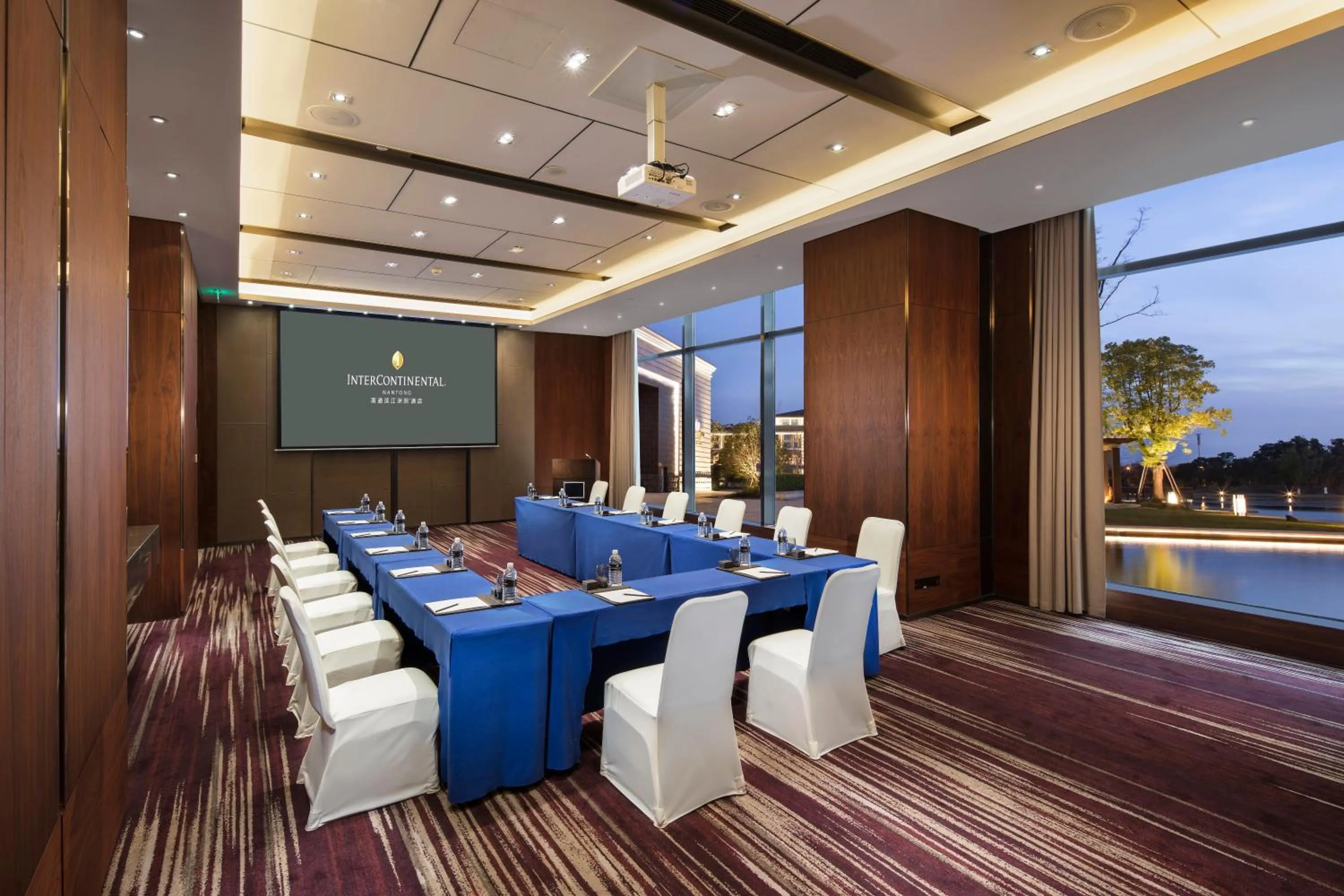 Meeting/conference room in InterContinental Nantong by IHG-Best view of yangtze
