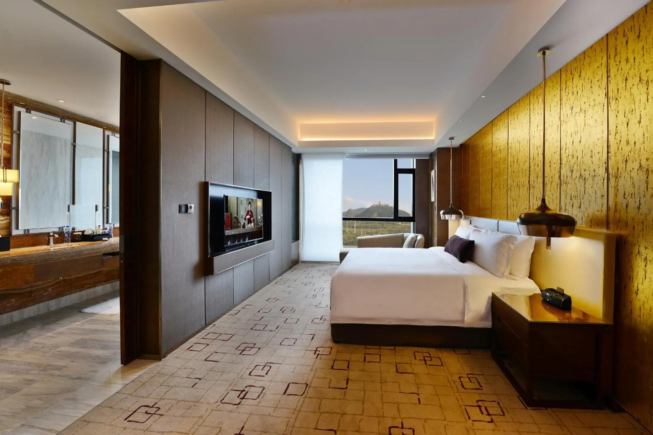 Bedroom, Bed in InterContinental Nantong by IHG-Best view of yangtze