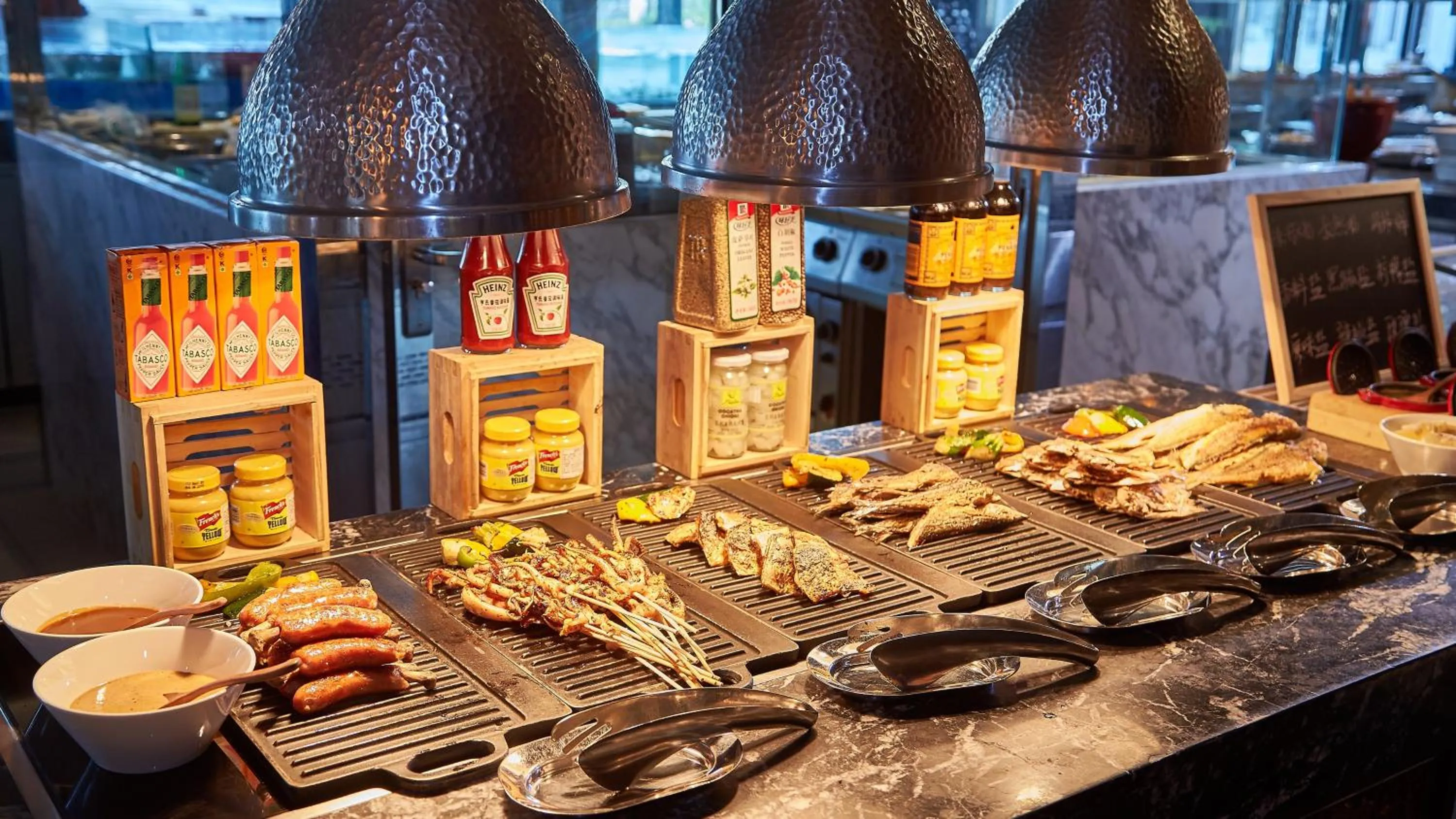 Restaurant/places to eat in InterContinental Nantong by IHG-Best view of yangtze