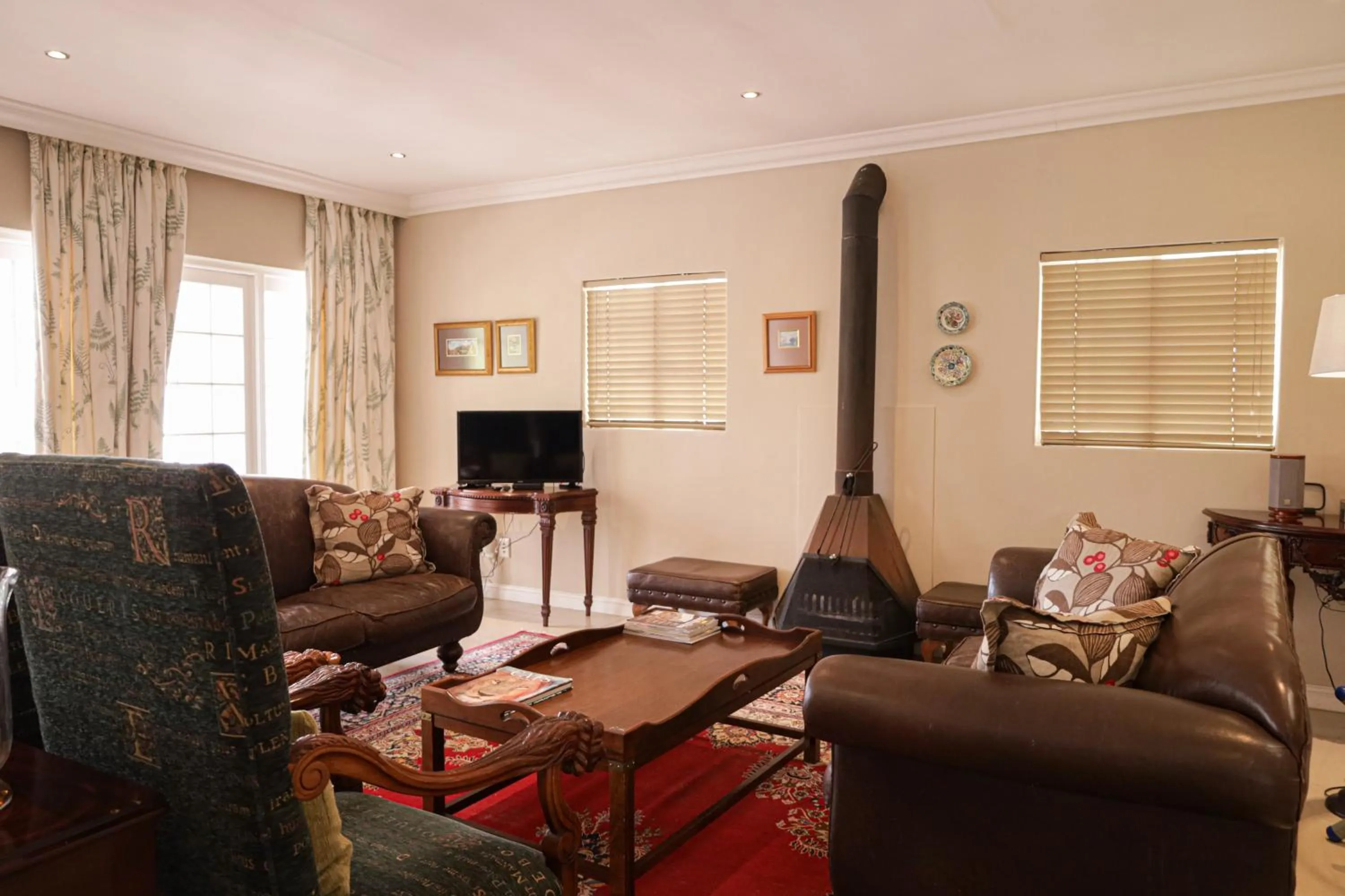 TV and multimedia in Marshden Estate