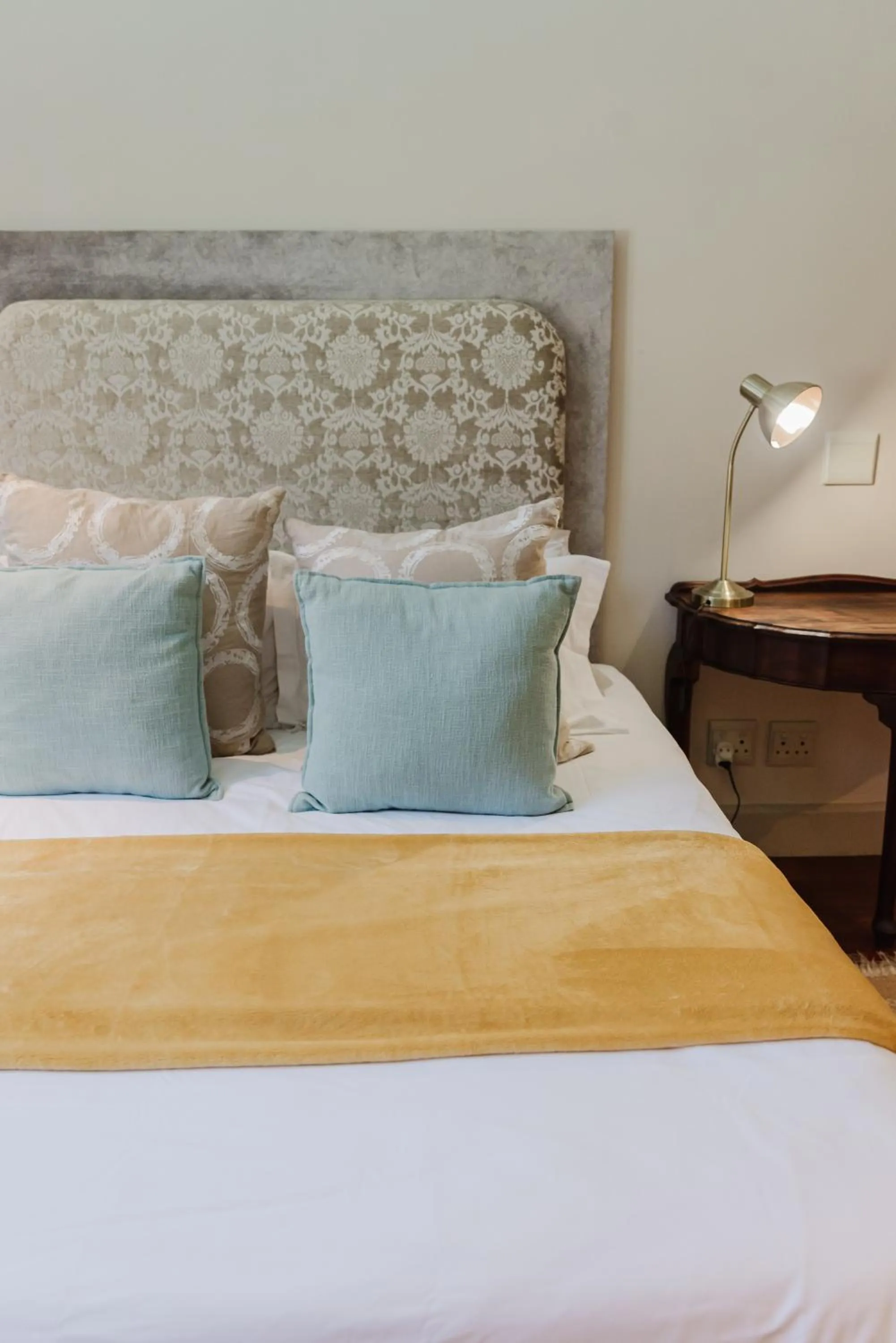 Bed in Marshden Estate