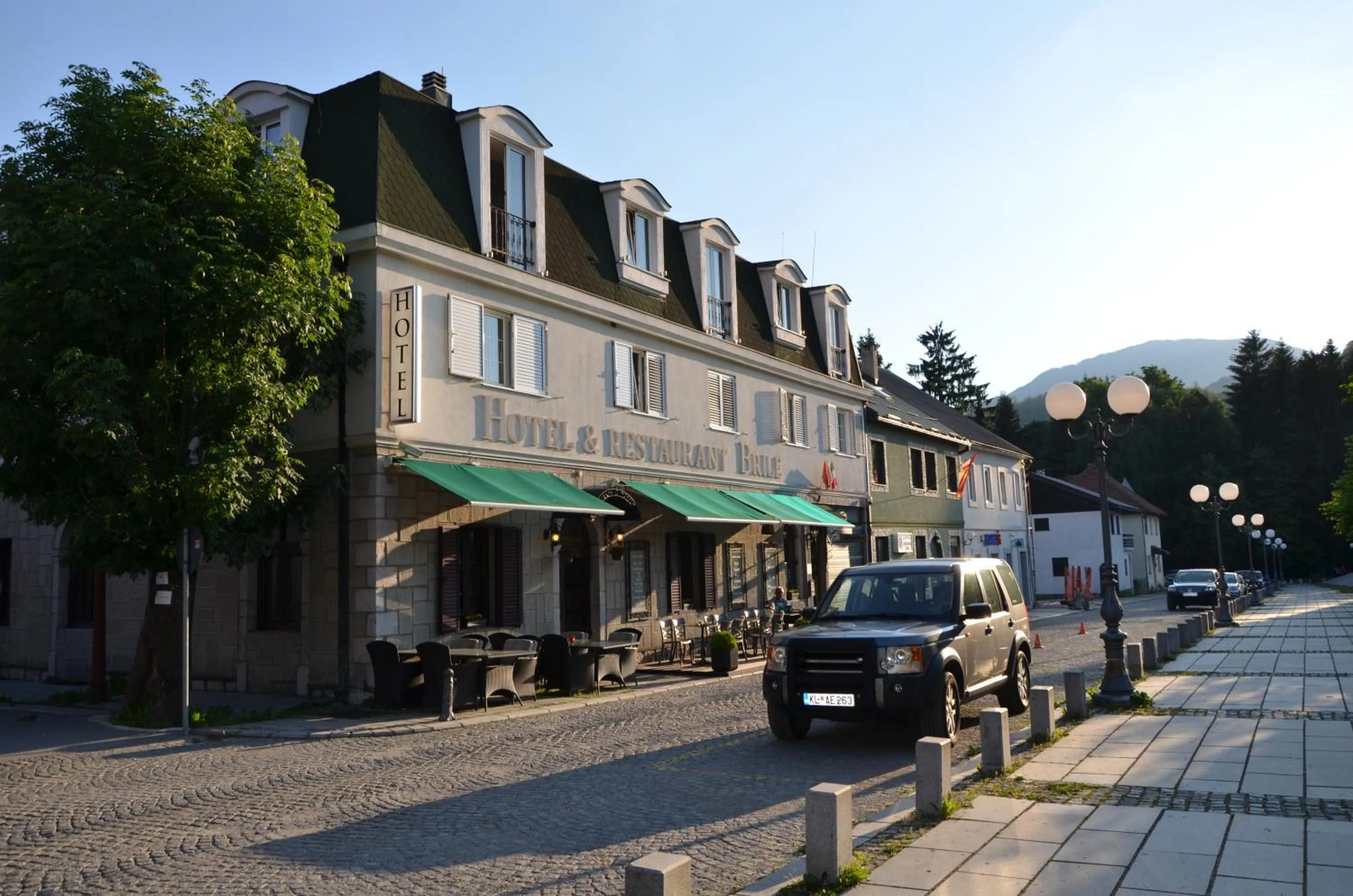 Property building in Brile