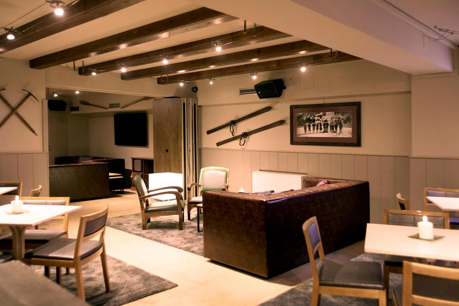 Lounge or bar in Ski Plaza Hotel & Wellness