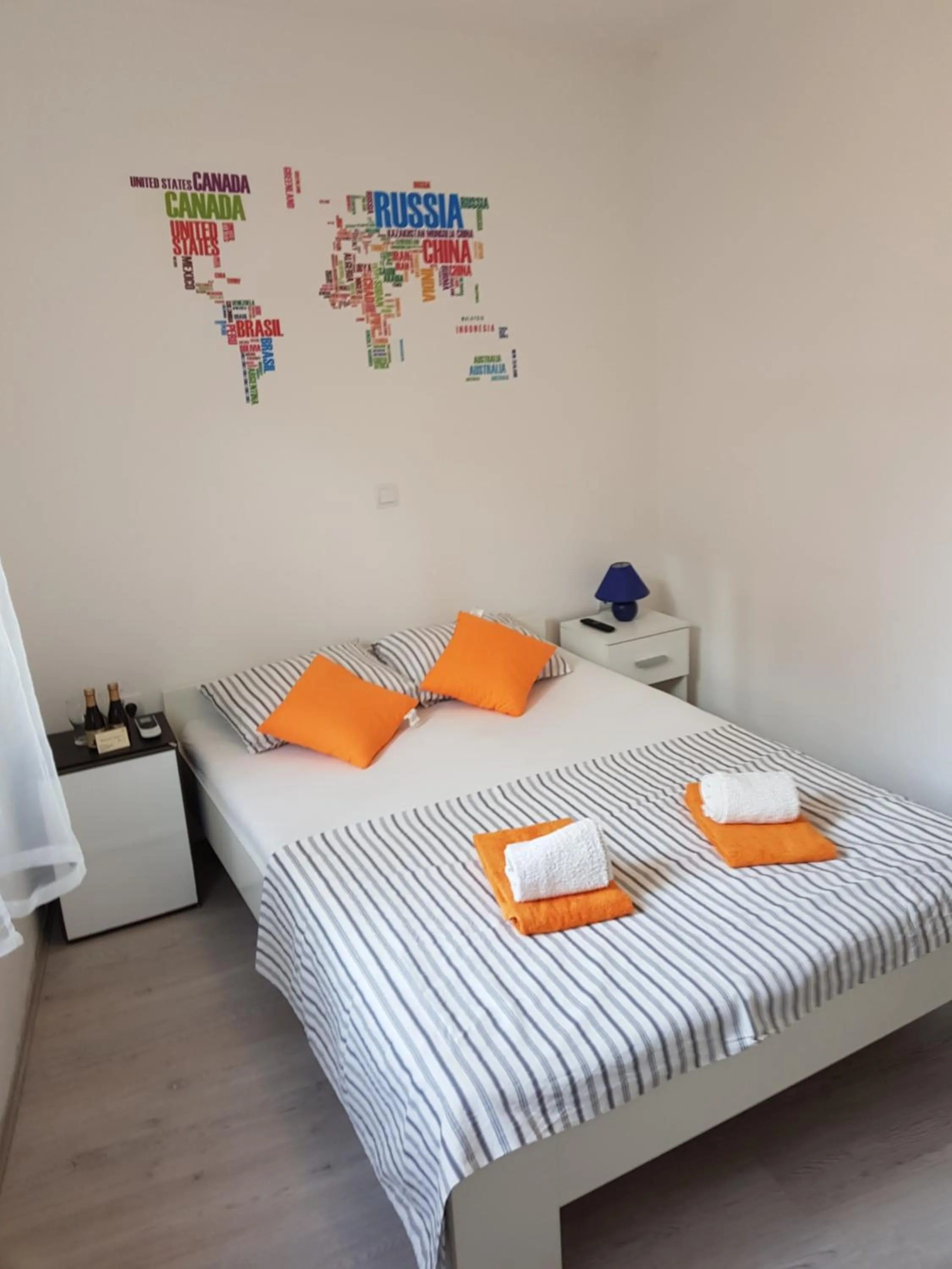 Bed in Micro Rooms