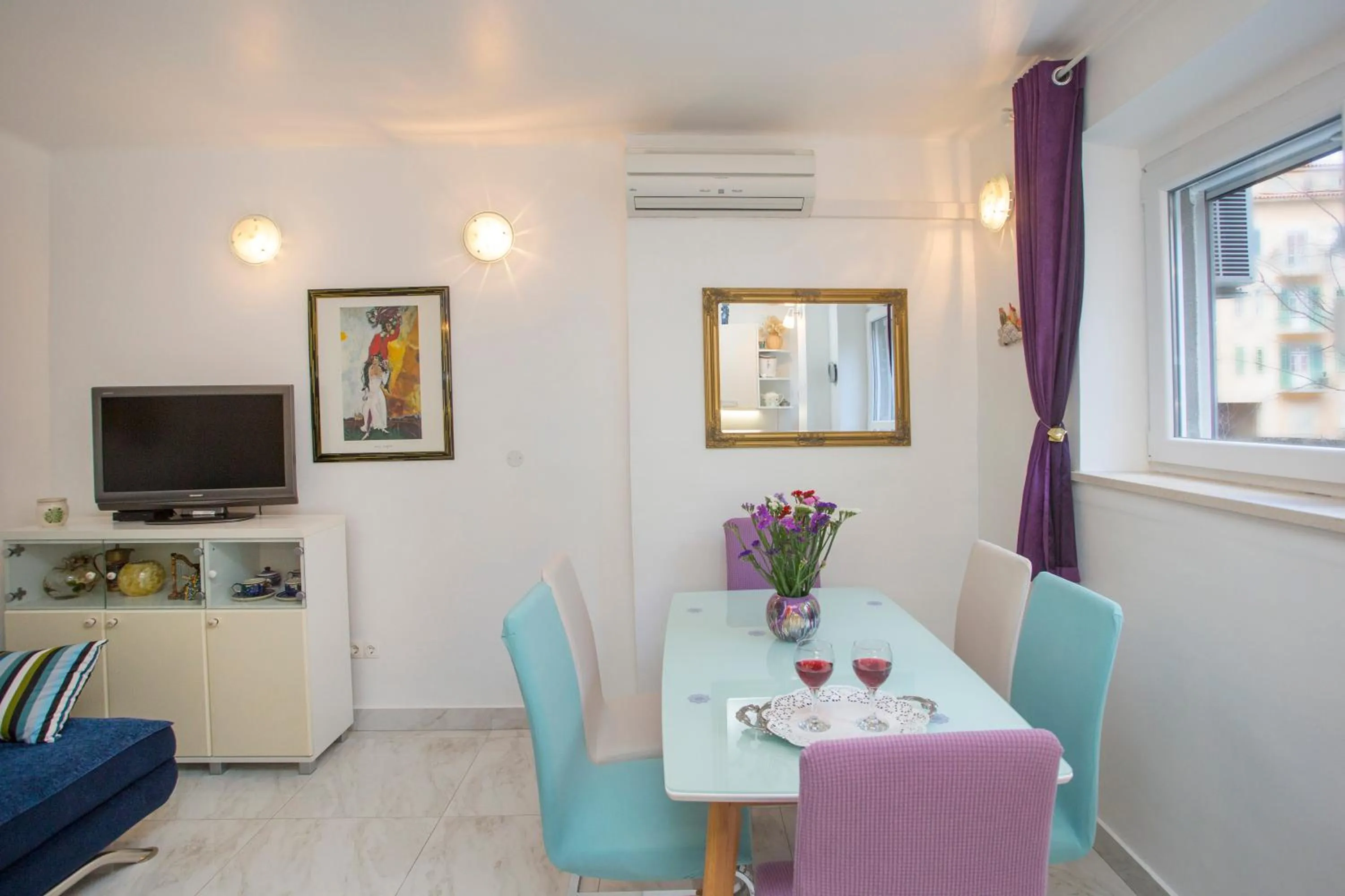 Dining area in Apartment Sugar Flat