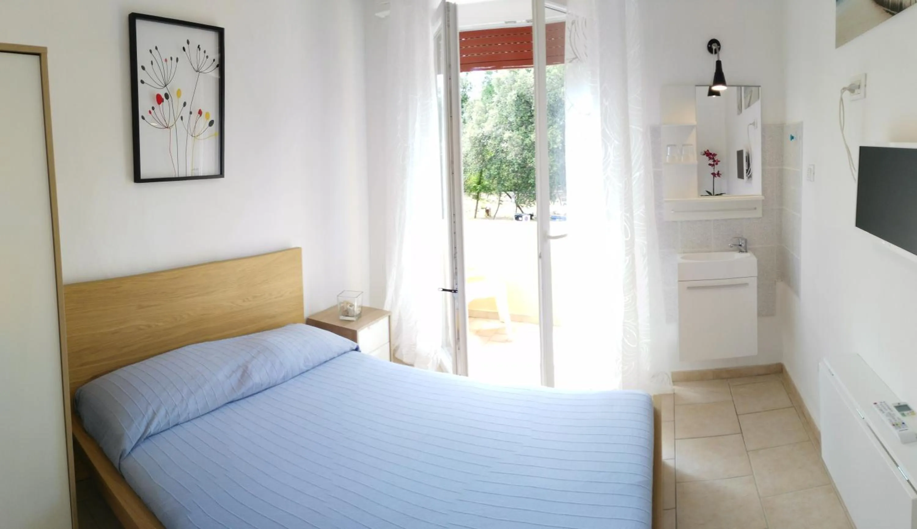 Photo of the whole room, Bed in Residence Hotel Vittoria